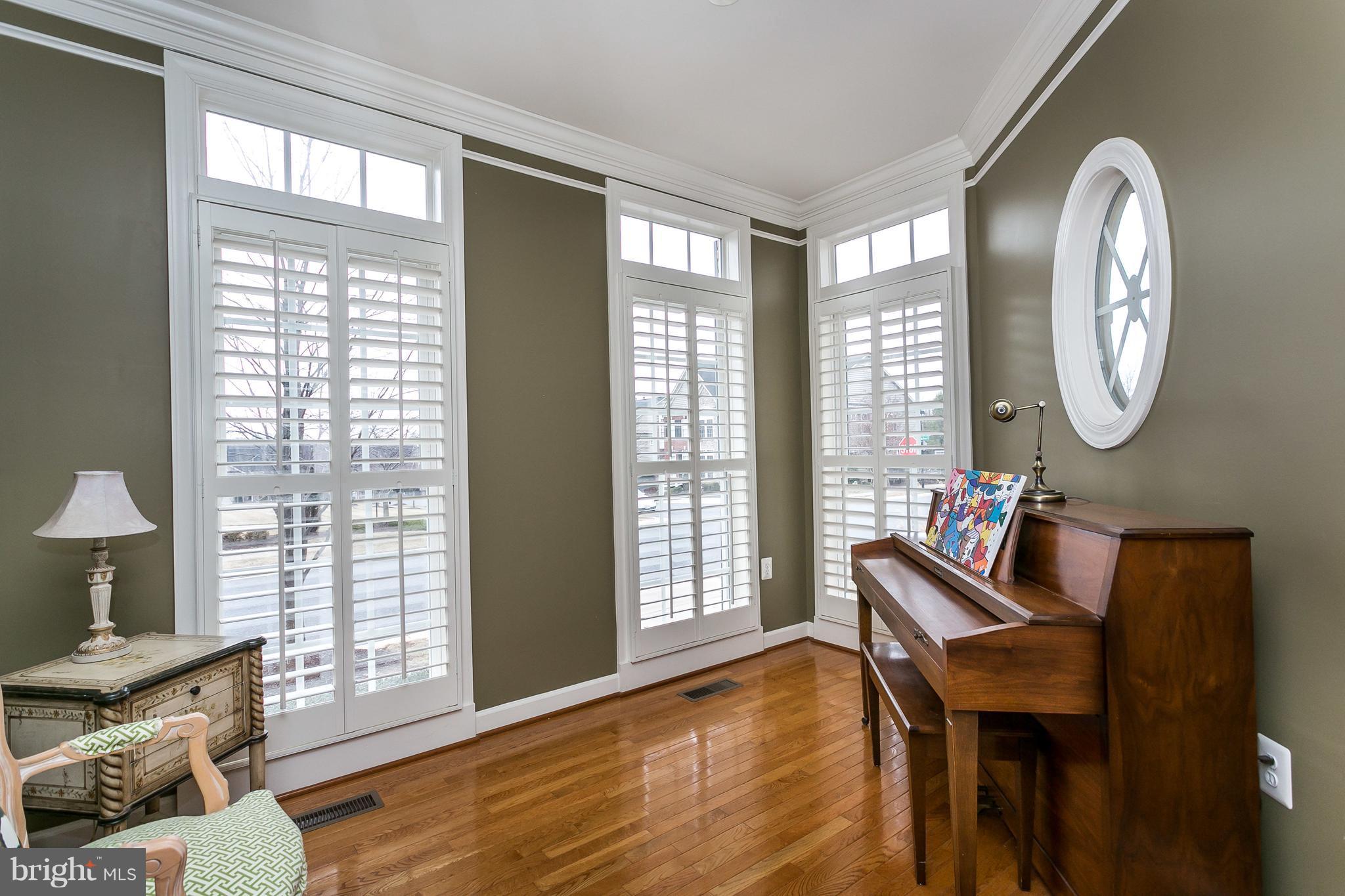 PERRY HALL MEADOWS - Residential