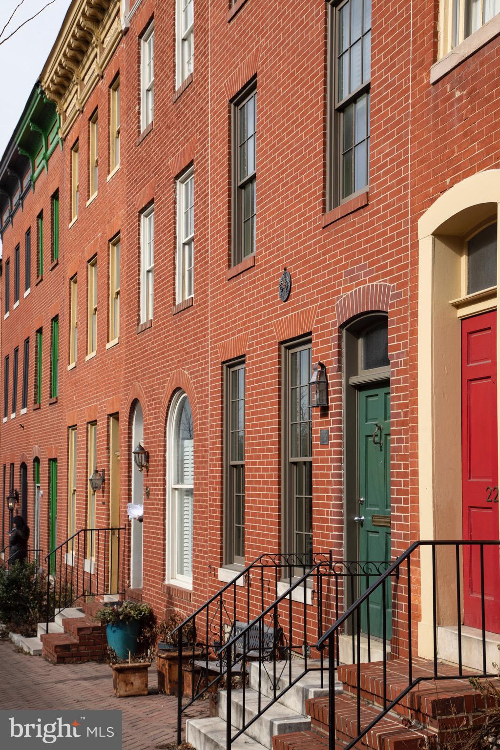 FEDERAL HILL HISTORIC DISTRICT - Residential Lease