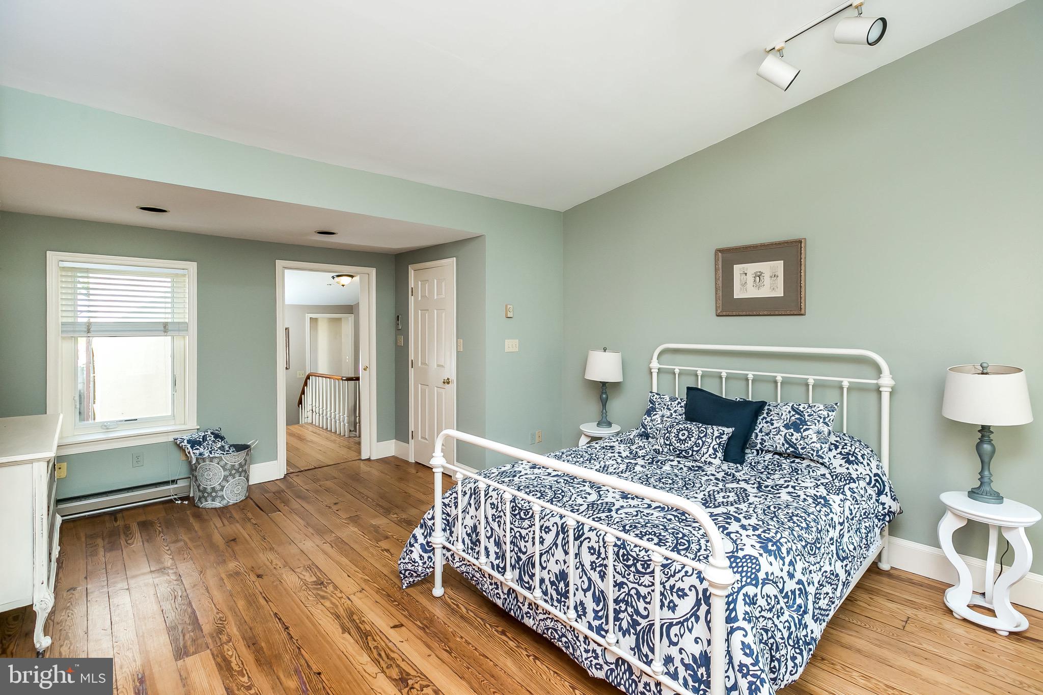 FEDERAL HILL HISTORIC DISTRICT - Residential Lease