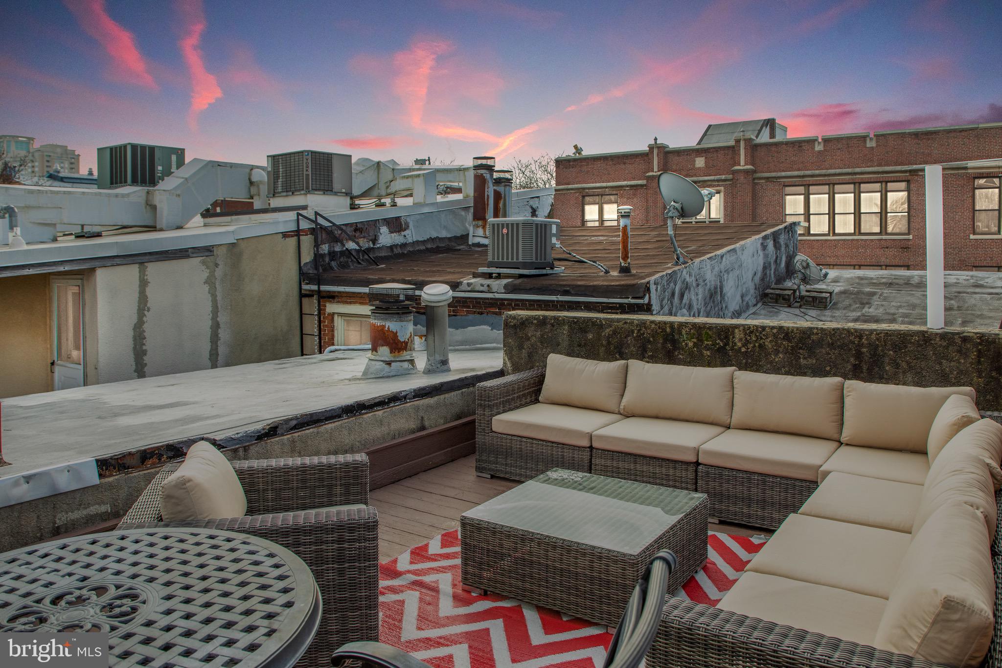 FEDERAL HILL HISTORIC DISTRICT - Residential Lease