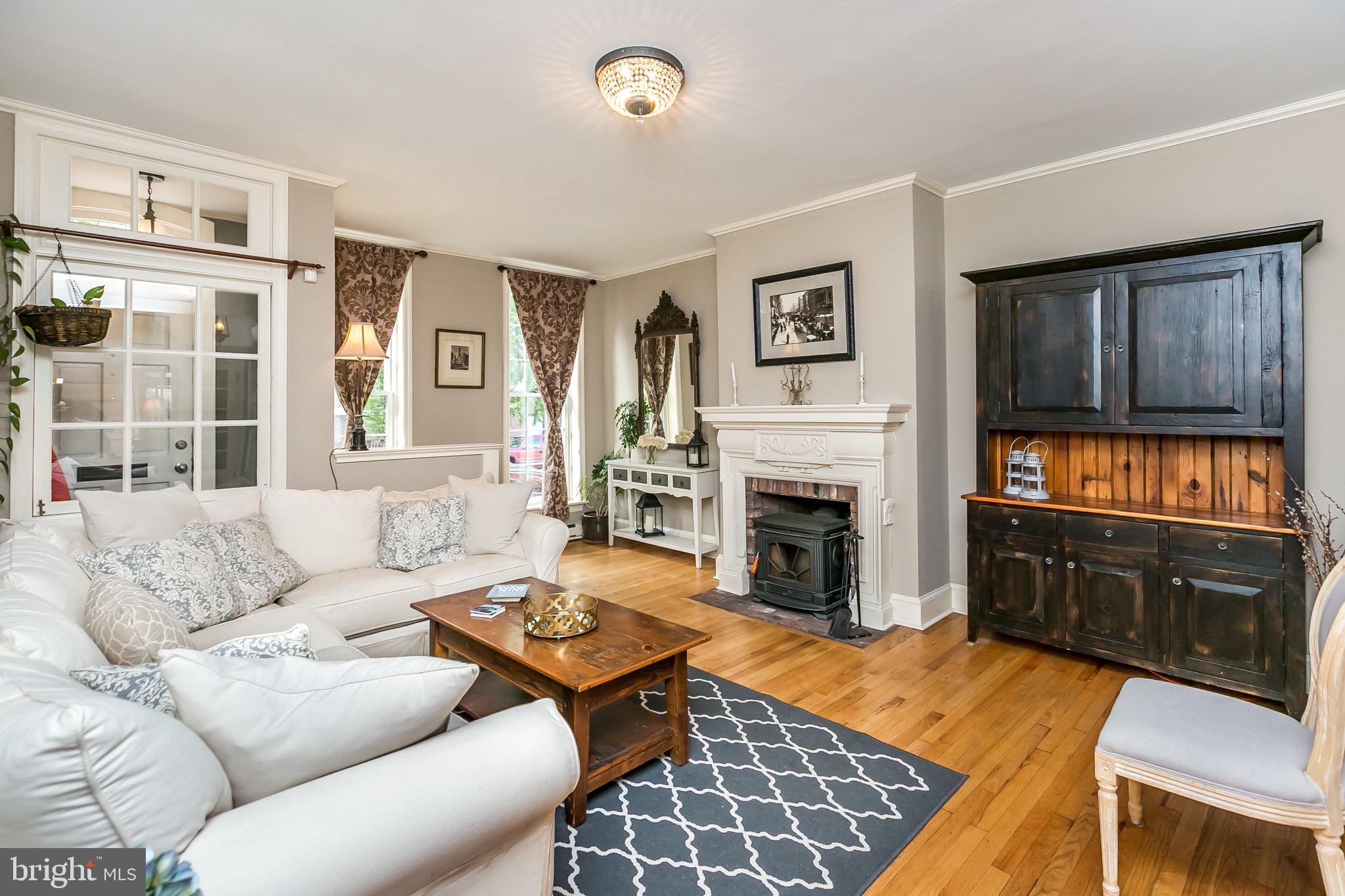 FEDERAL HILL HISTORIC DISTRICT - Residential Lease