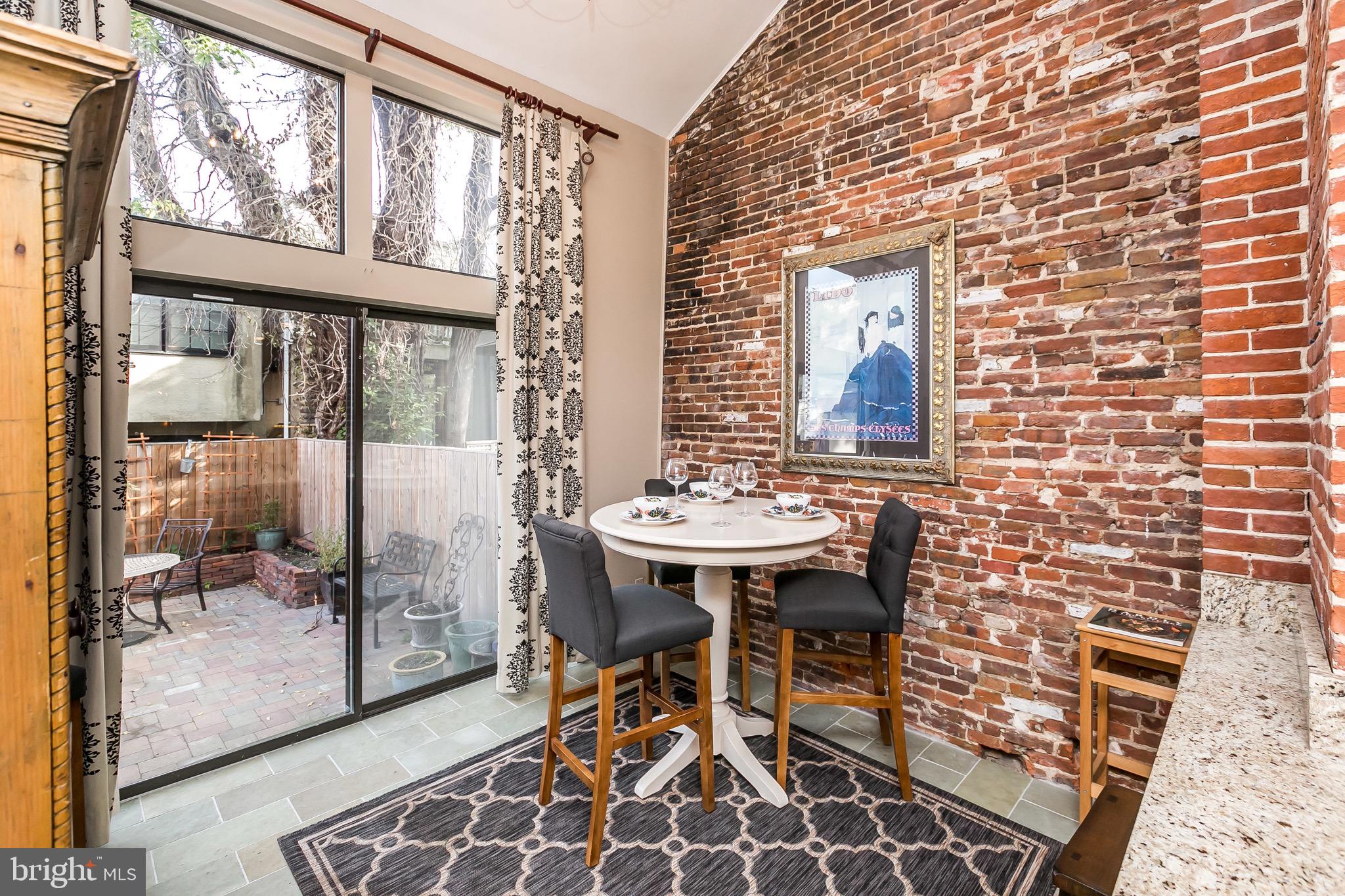 FEDERAL HILL HISTORIC DISTRICT - Residential Lease