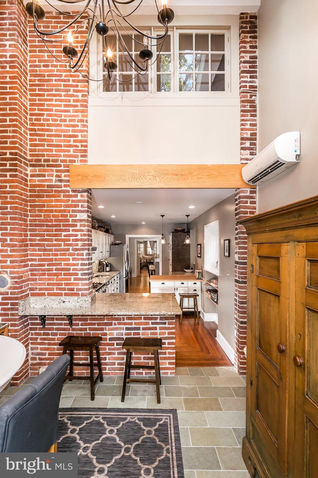 FEDERAL HILL HISTORIC DISTRICT - Residential Lease