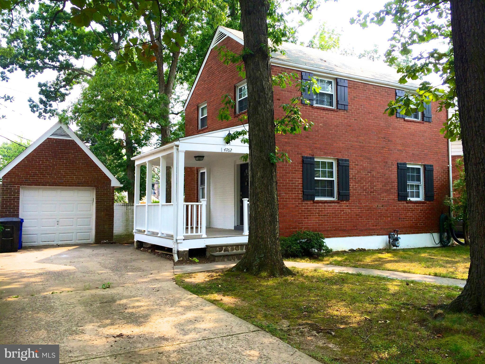 ARLINGTON FOREST - Residential Lease