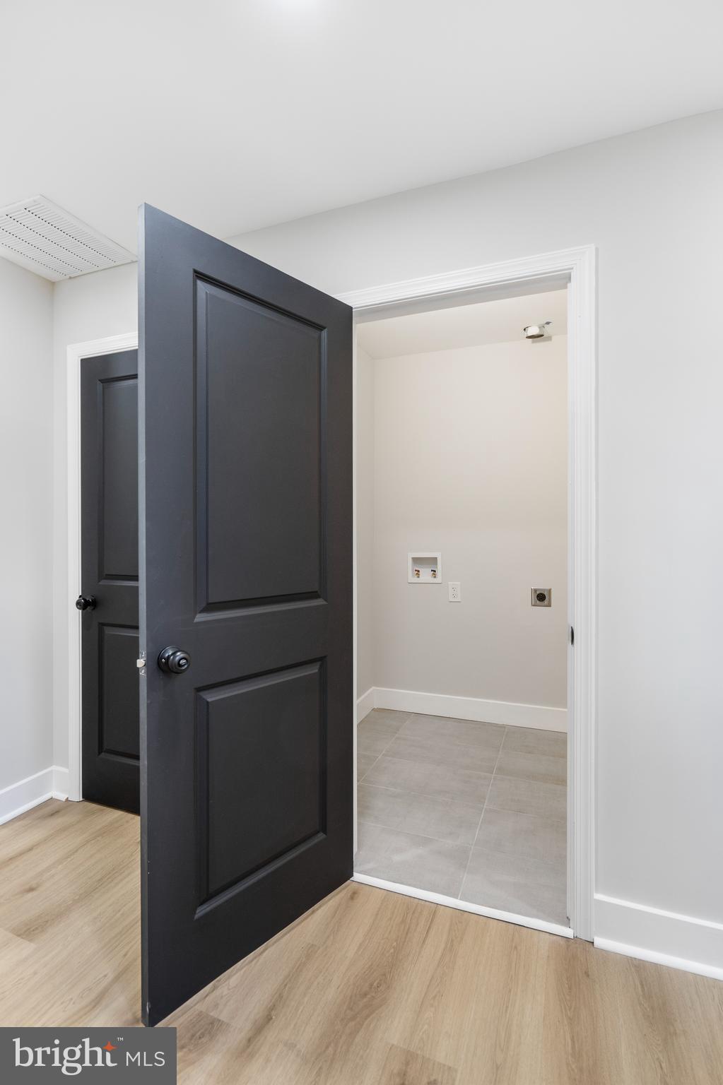 RESERVOIR HILL - Residential