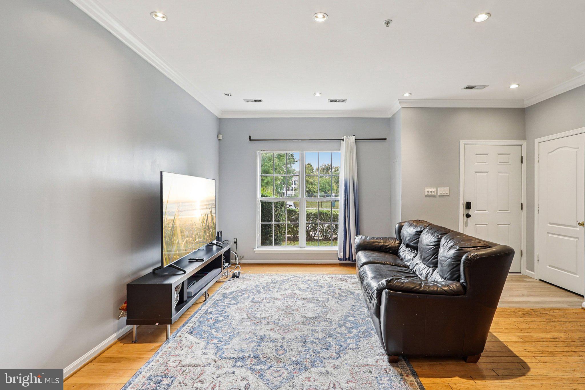 COVINGTON - Residential