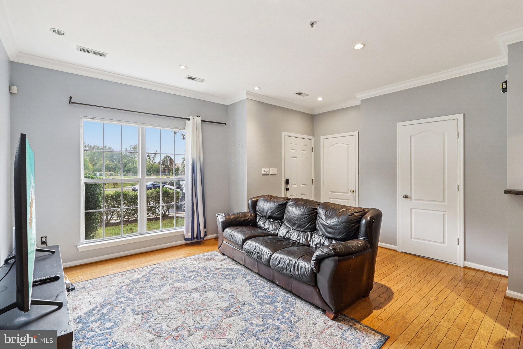 COVINGTON - Residential