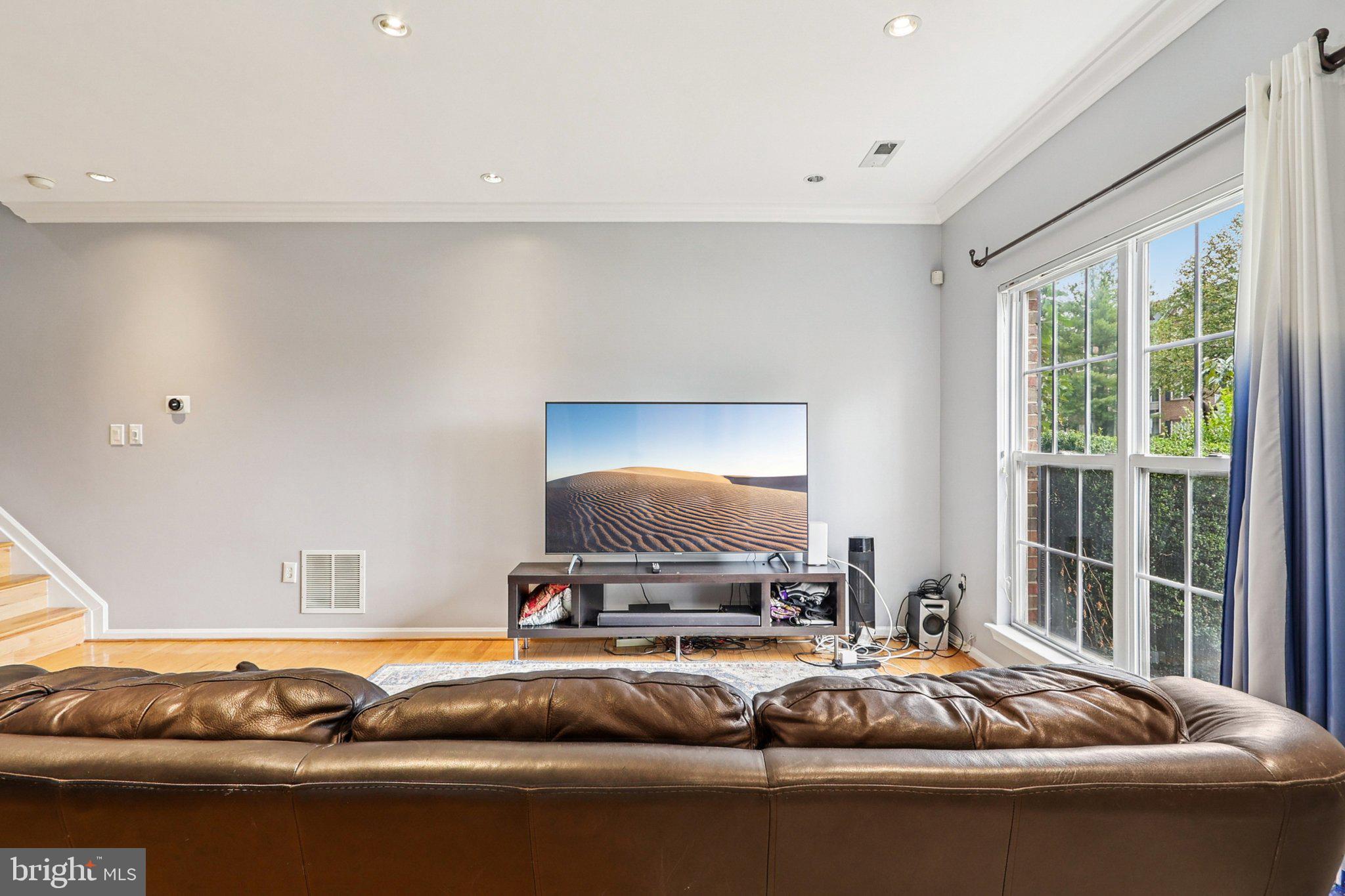 COVINGTON - Residential