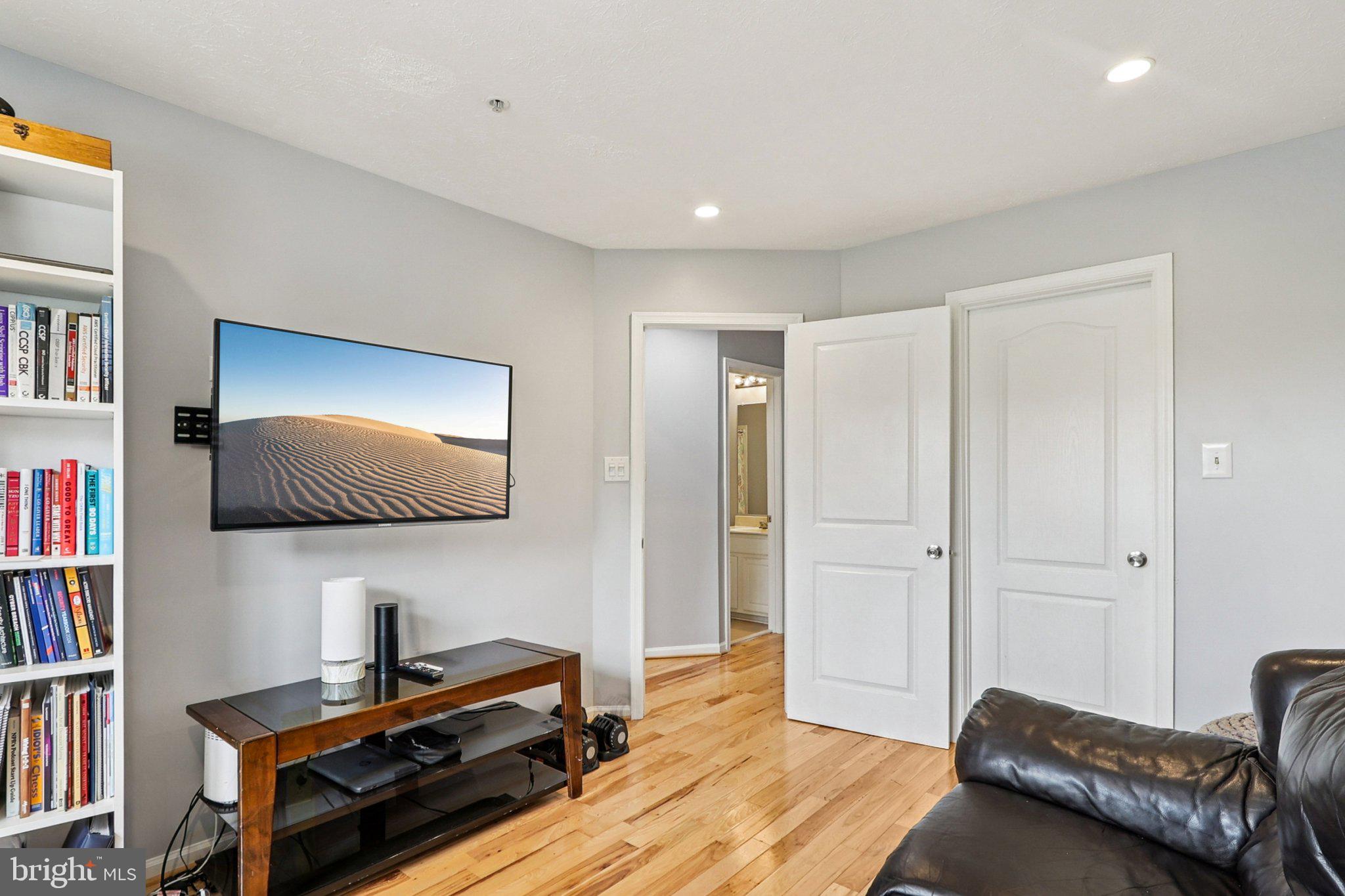 COVINGTON - Residential