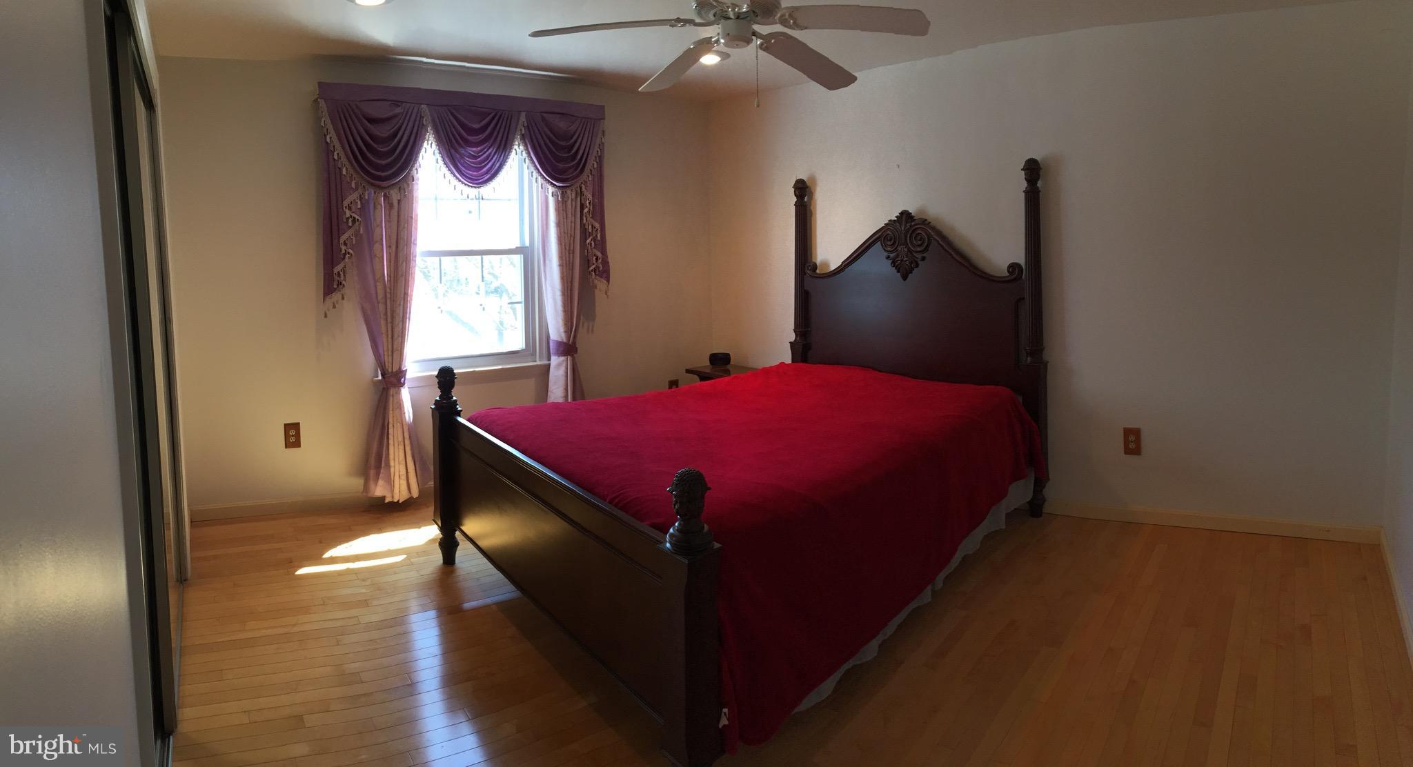 DERWOOD STATION - Residential Lease