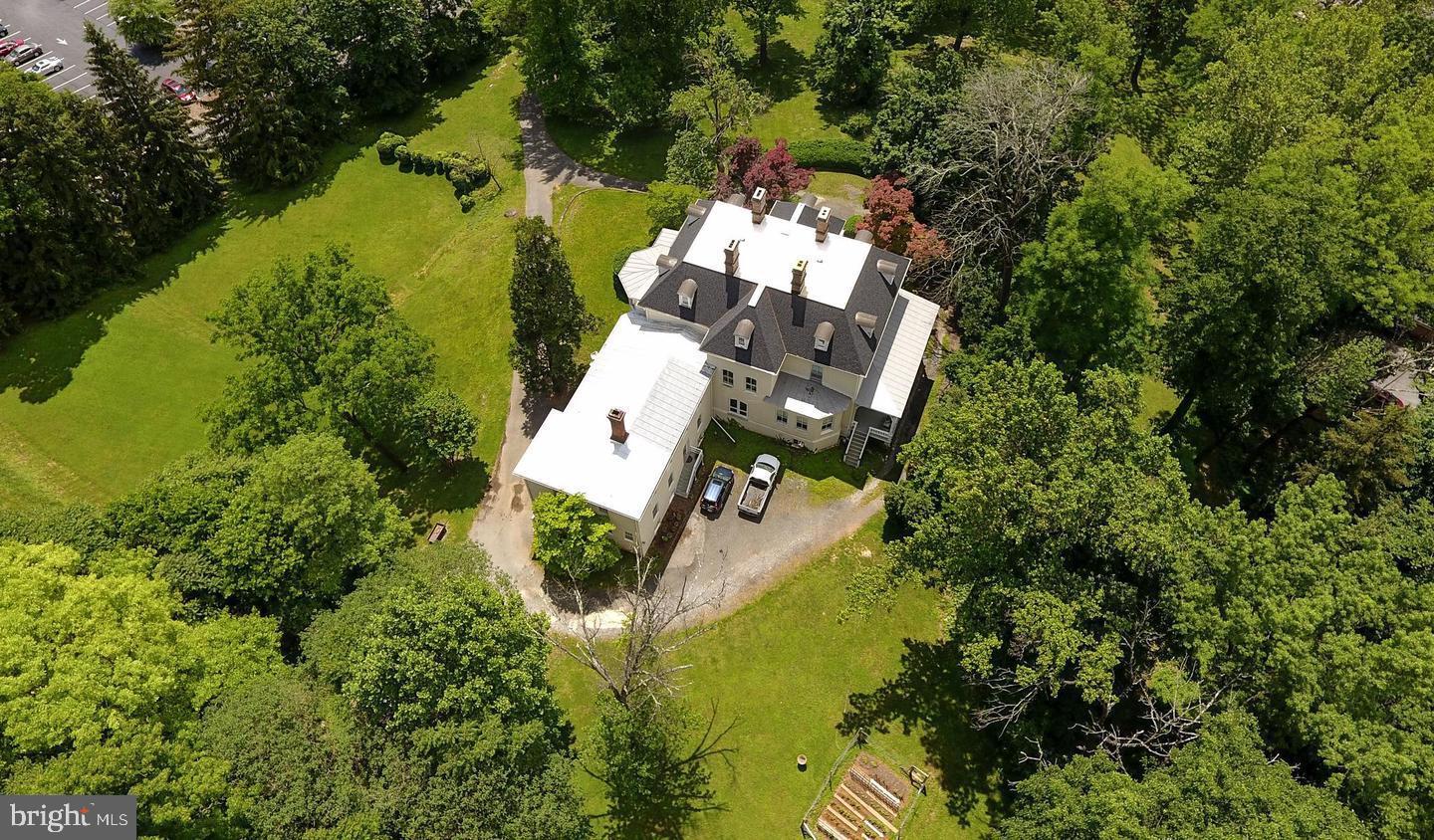 HISTORIC DOWNTOWN WINCHESTER - Residential