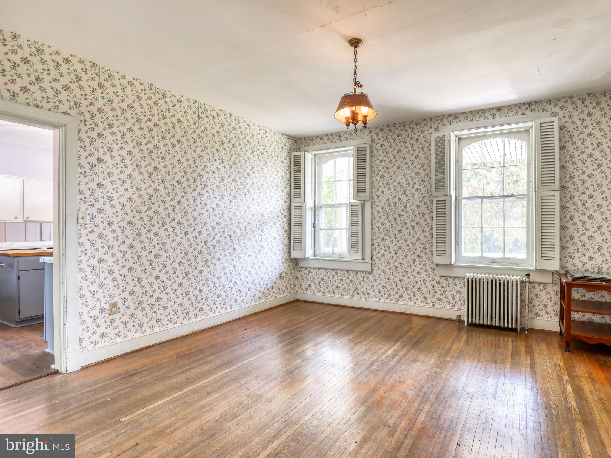 HISTORIC DOWNTOWN WINCHESTER - Residential