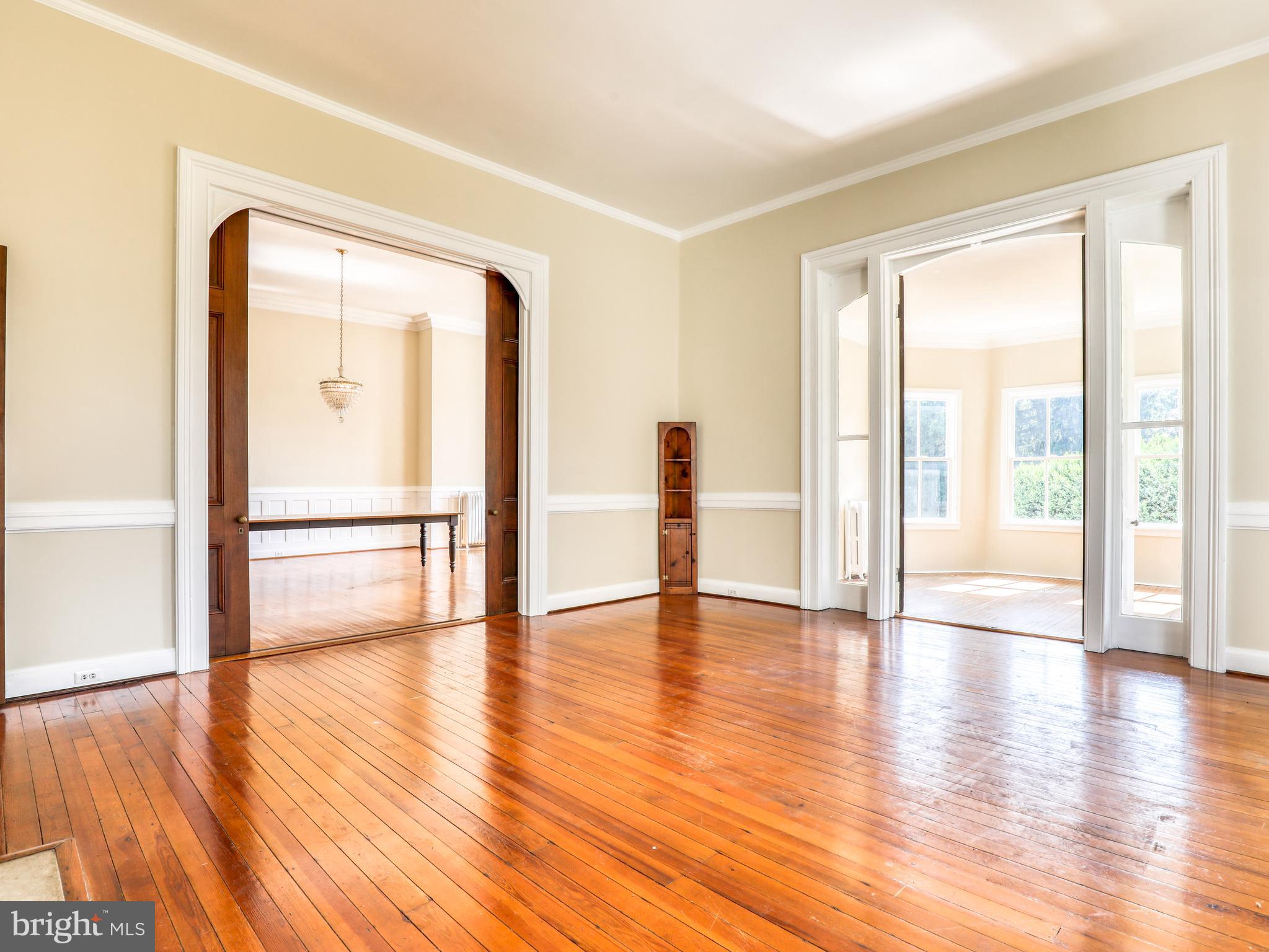 HISTORIC DOWNTOWN WINCHESTER - Residential