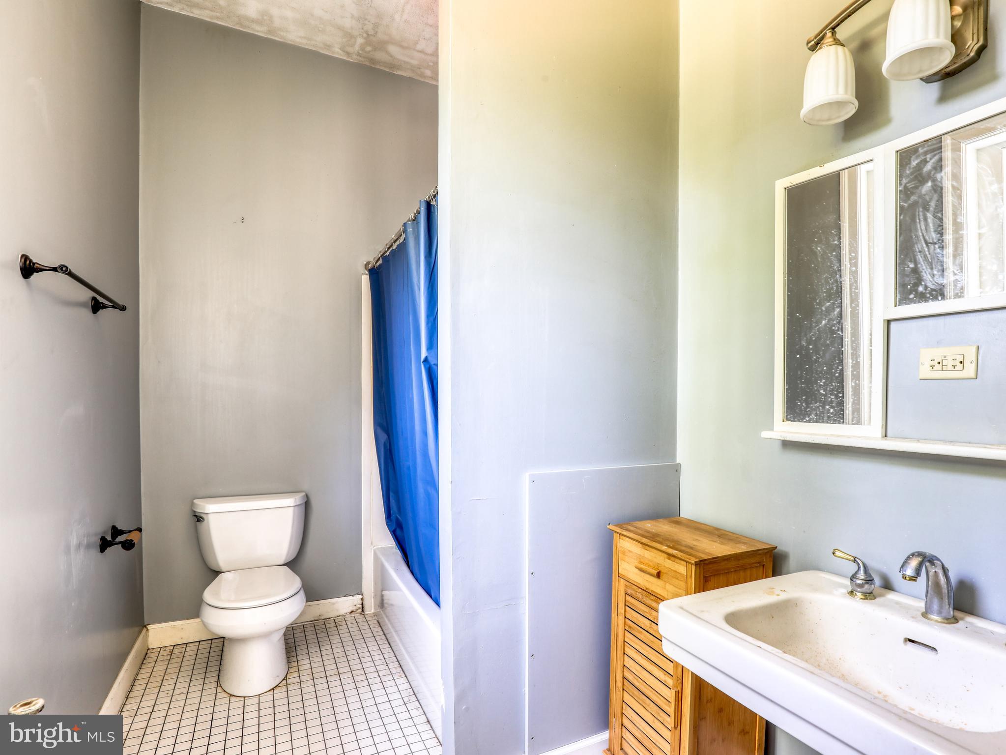 HISTORIC DOWNTOWN WINCHESTER - Residential