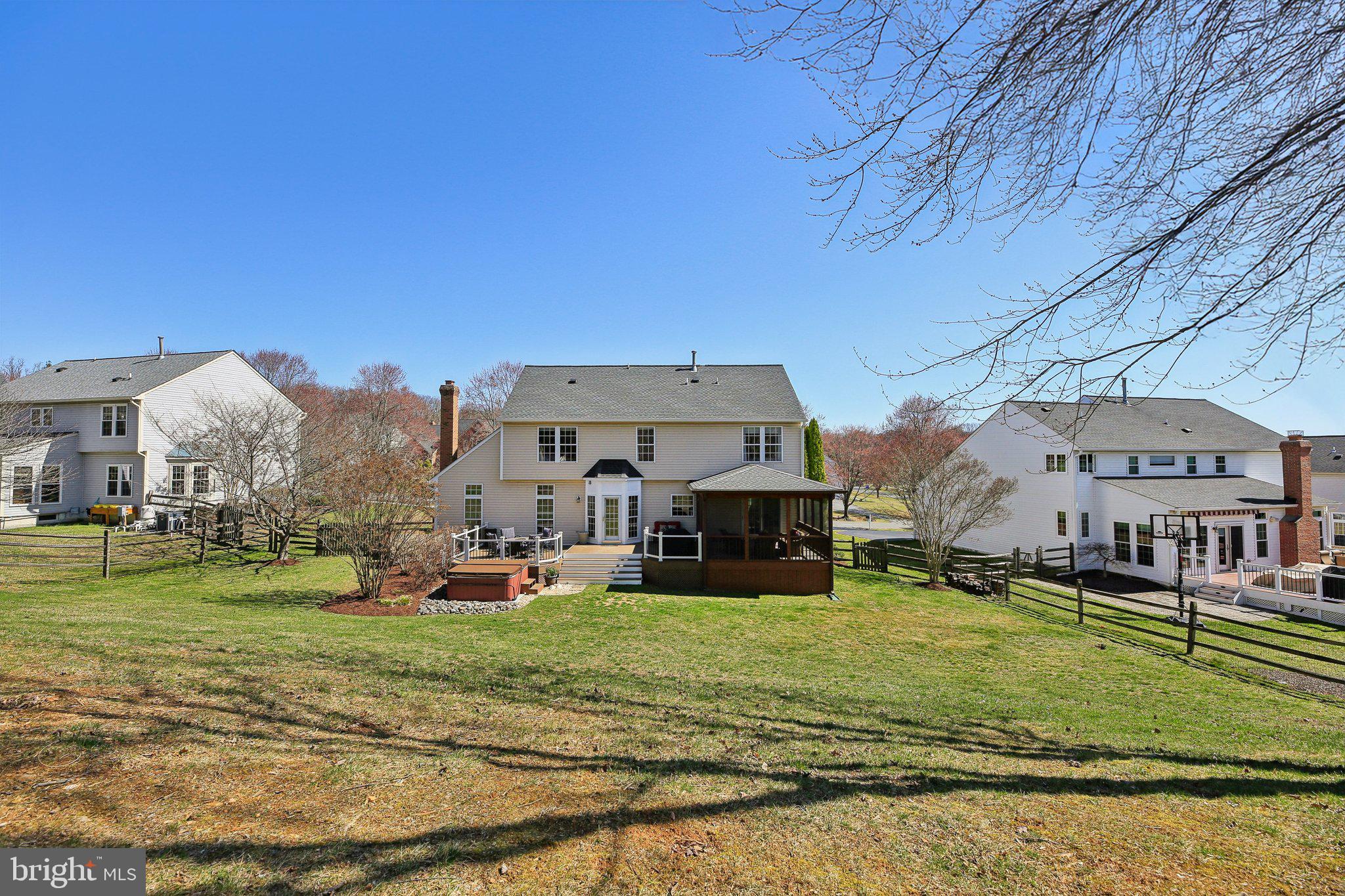 KINGS BRIDGE - Residential