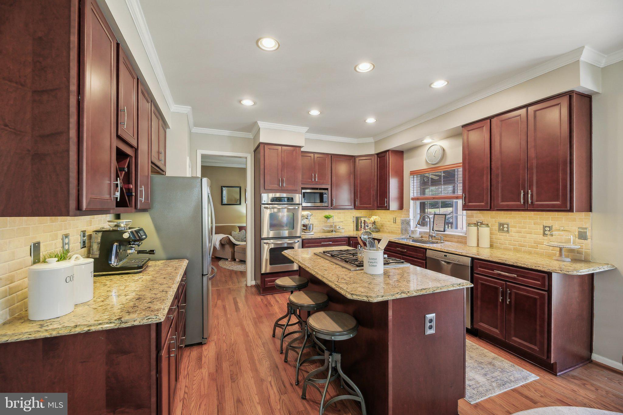 KINGS BRIDGE - Residential