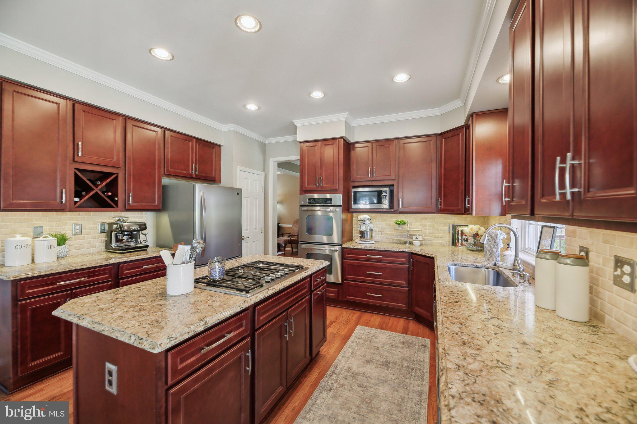 KINGS BRIDGE - Residential