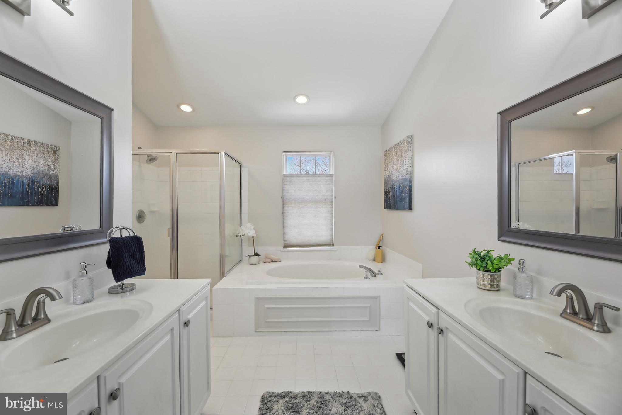 KINGS BRIDGE - Residential