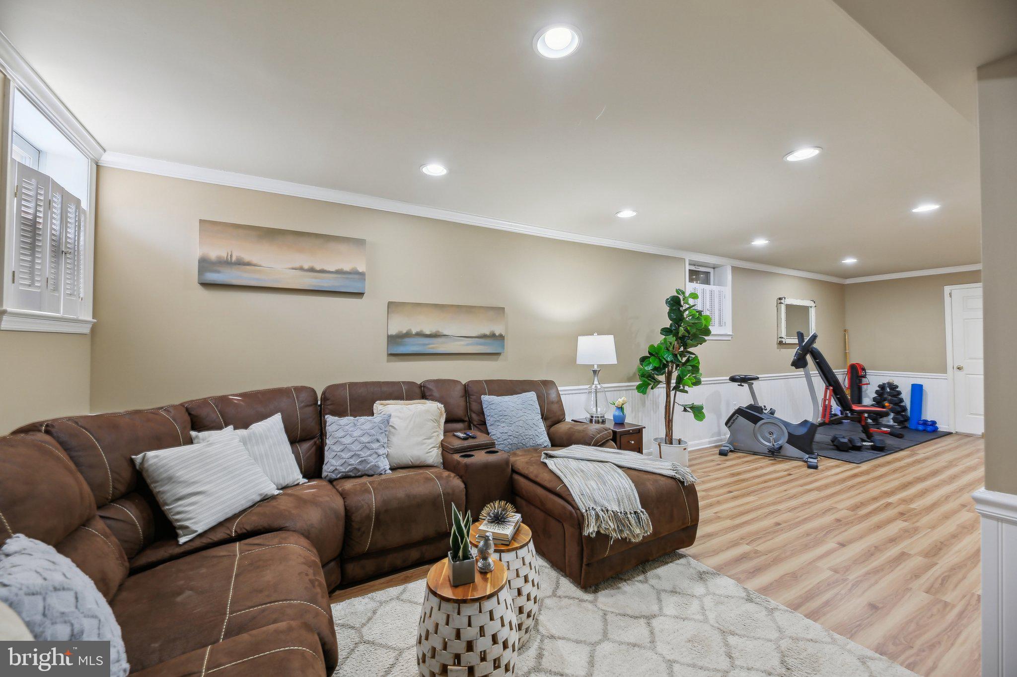 KINGS BRIDGE - Residential