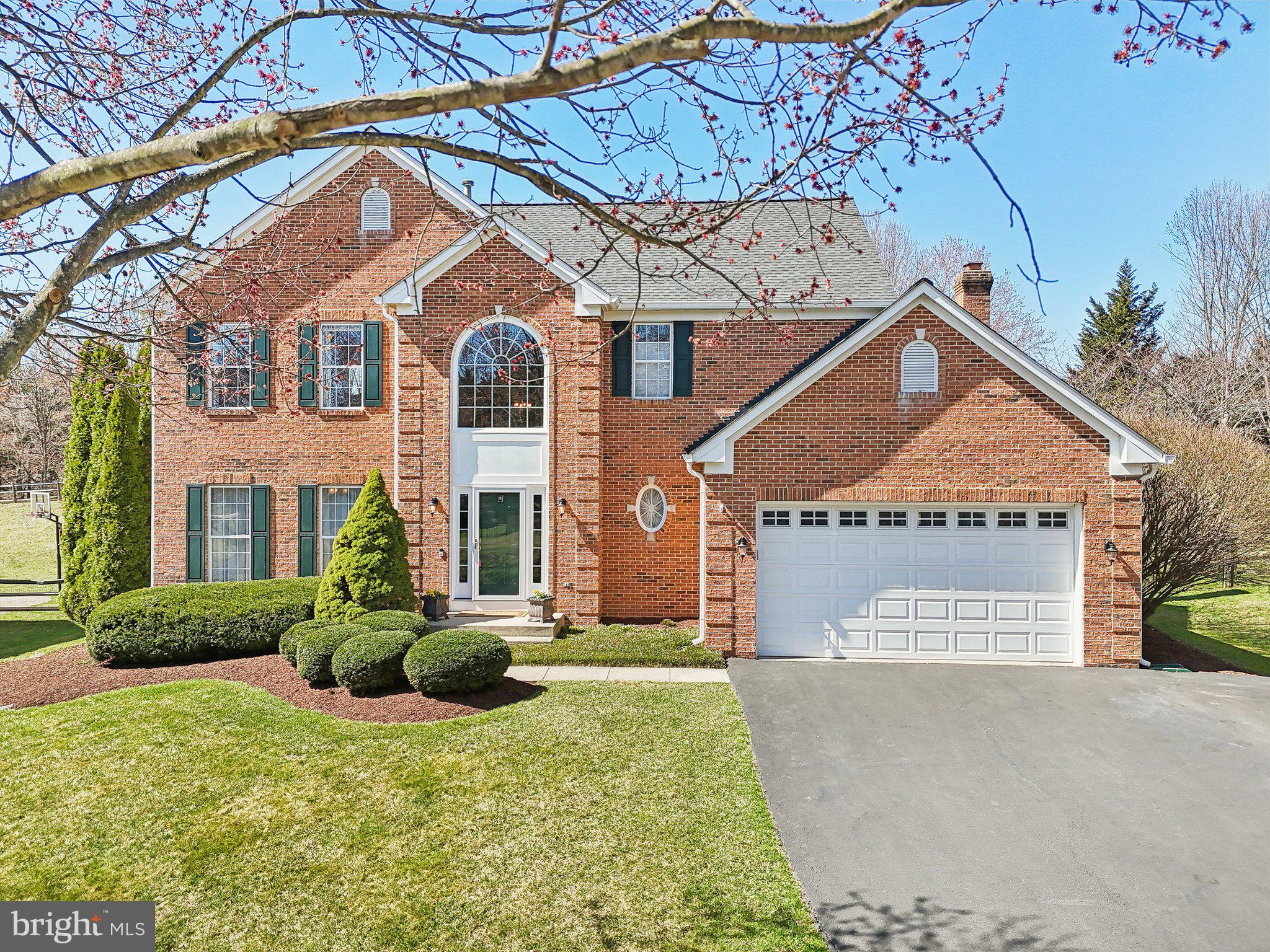 KINGS BRIDGE - Residential