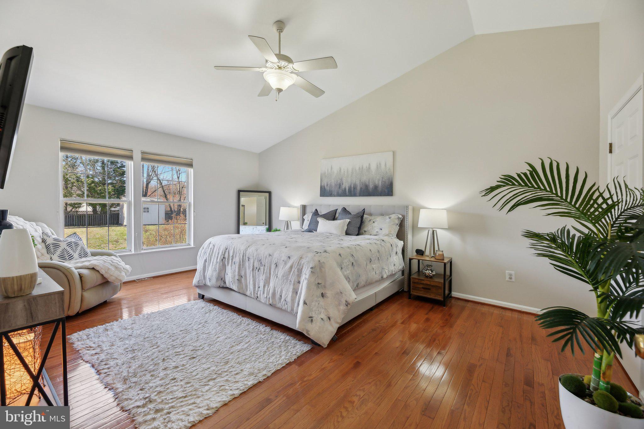 KINGS BRIDGE - Residential