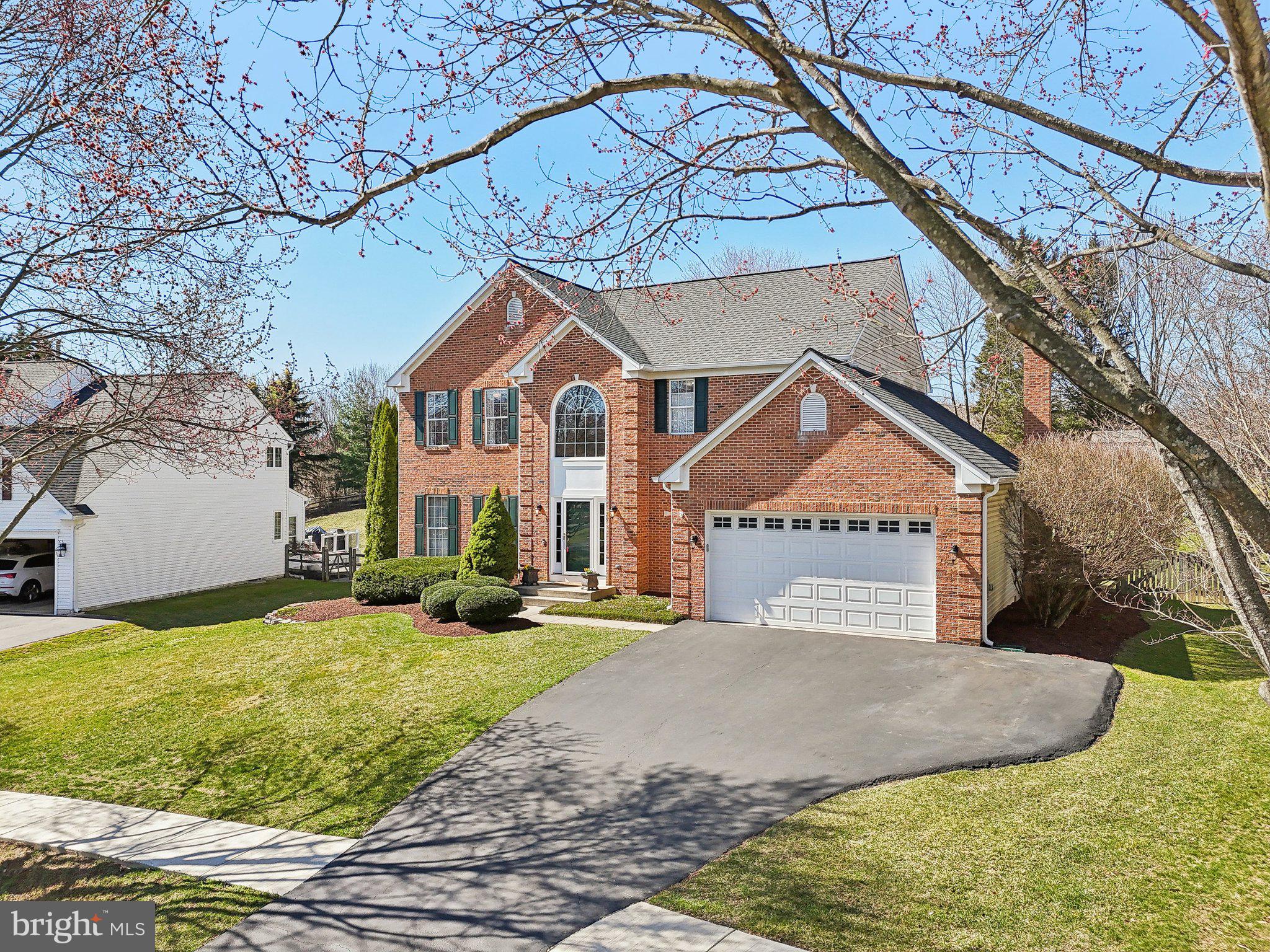 KINGS BRIDGE - Residential