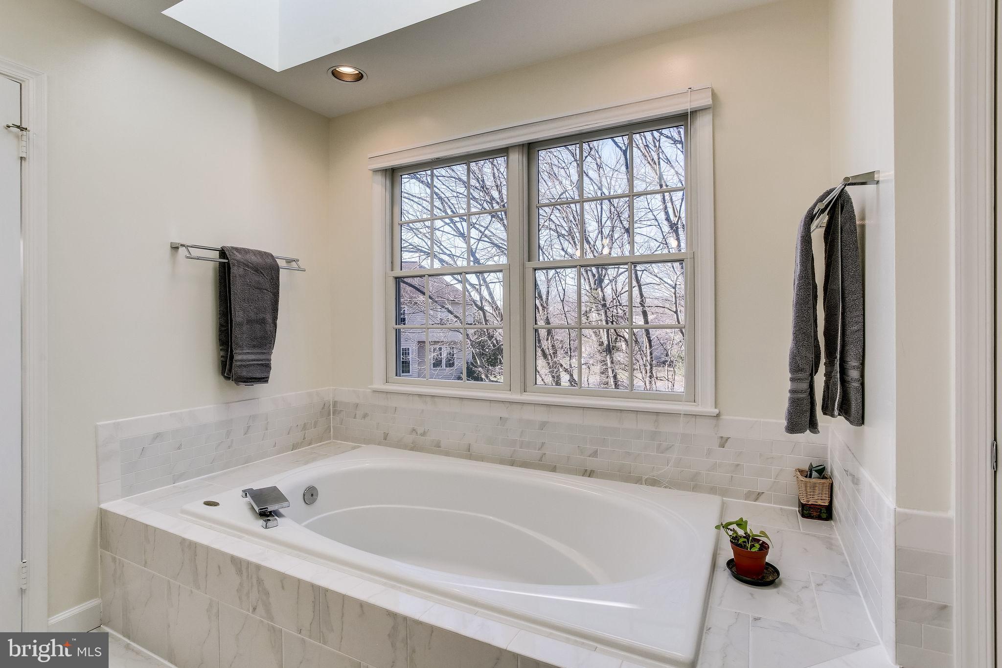 SUGAR CREEK - Residential