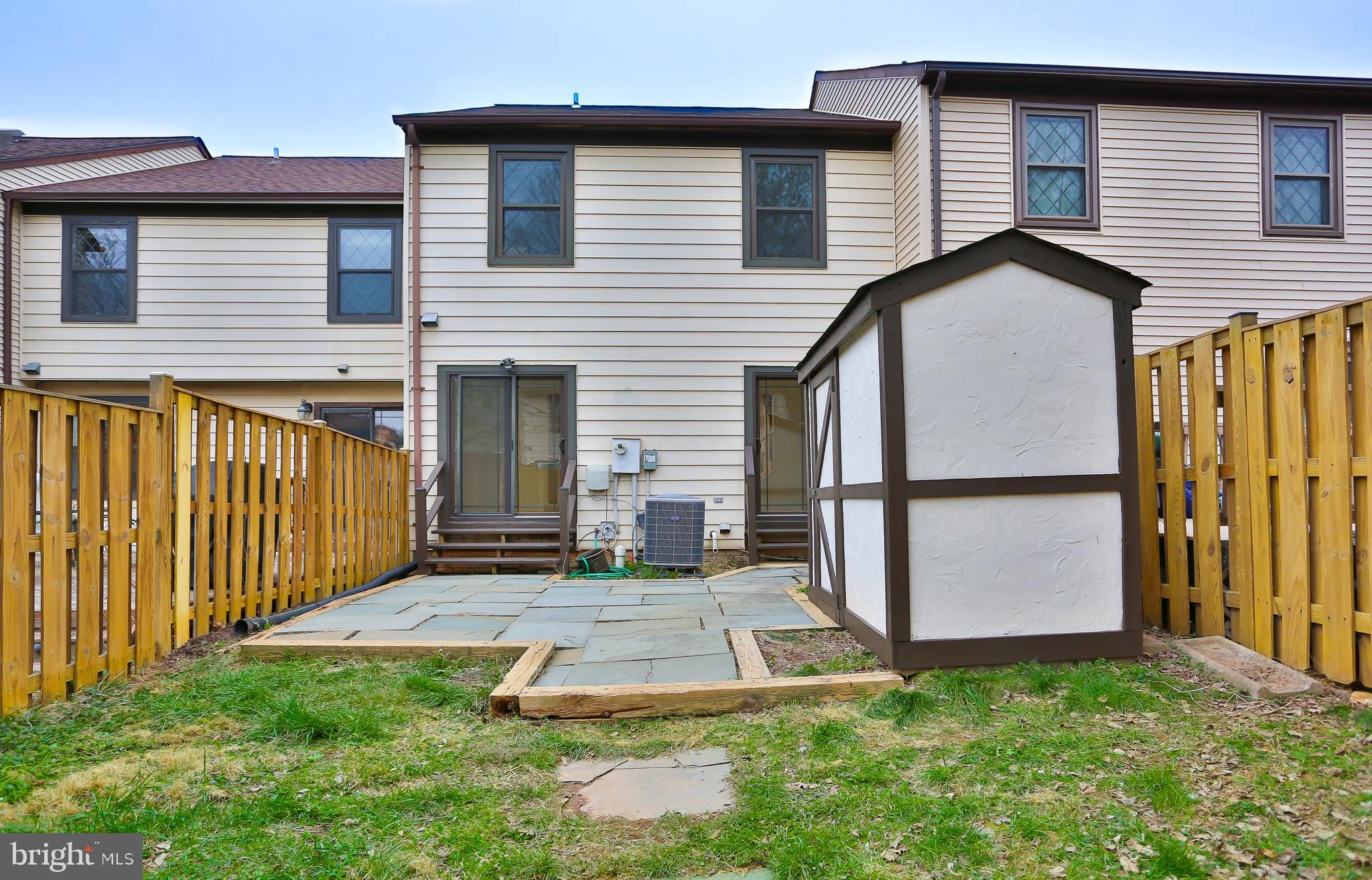 COUNTRYSIDE - Residential