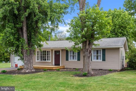 349 WALNUT DRIVE TIMBERVILLE VA 22853
