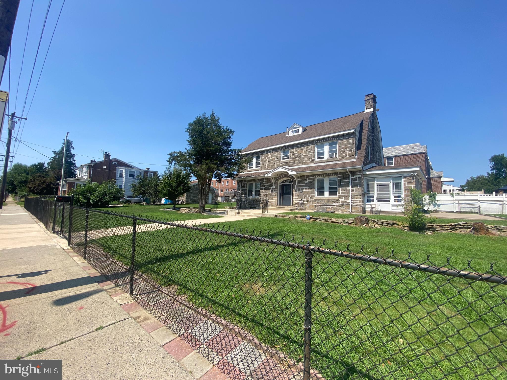 PHILADELPHIA - Residential