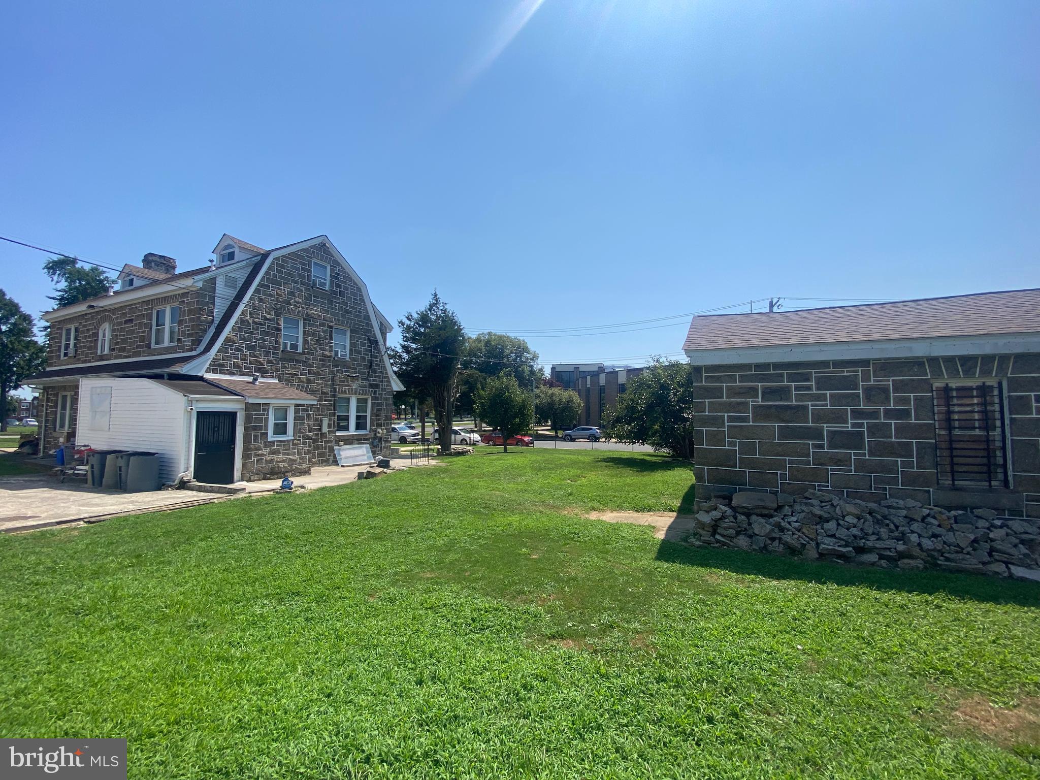 PHILADELPHIA - Residential