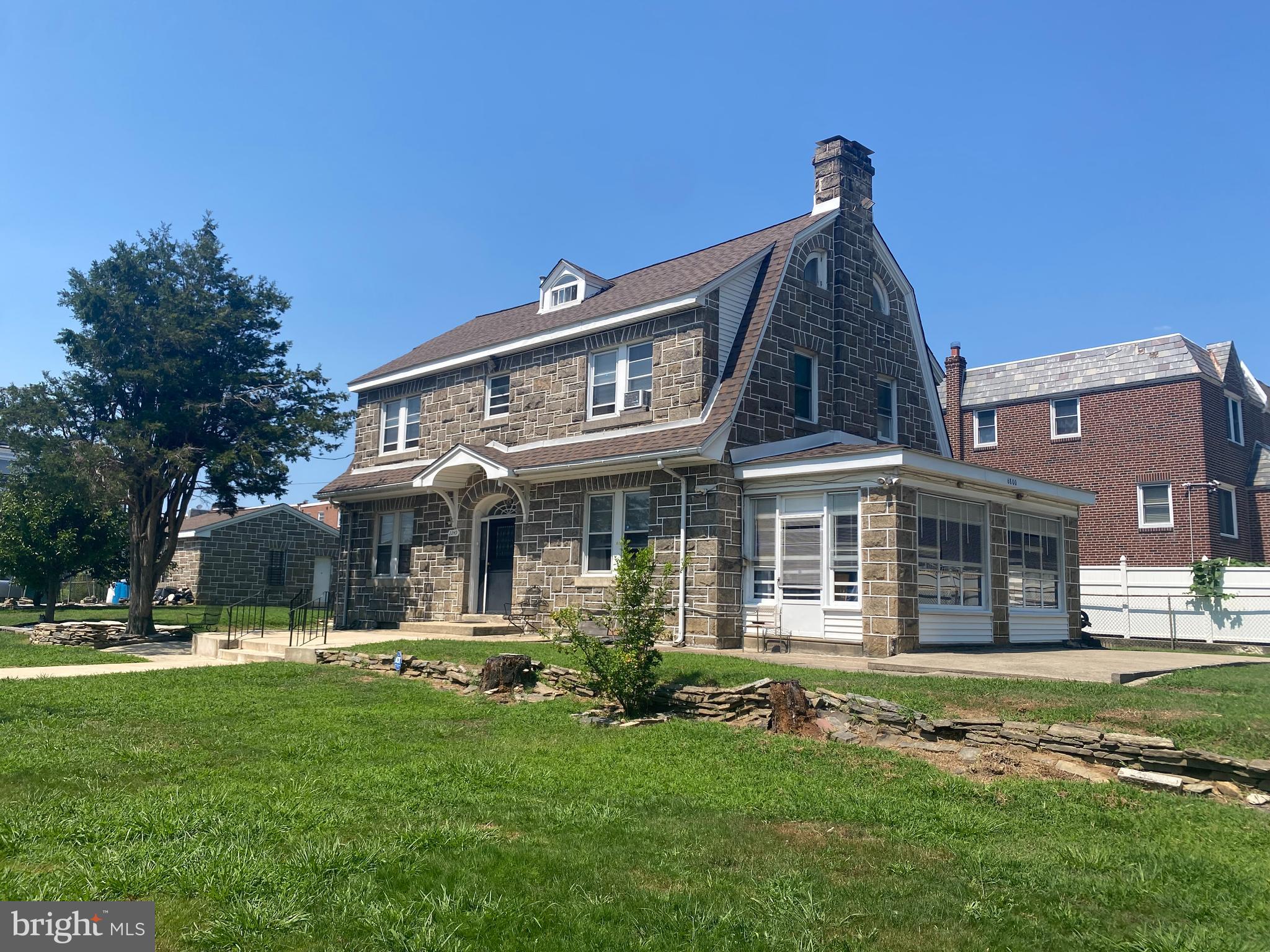 PHILADELPHIA - Residential