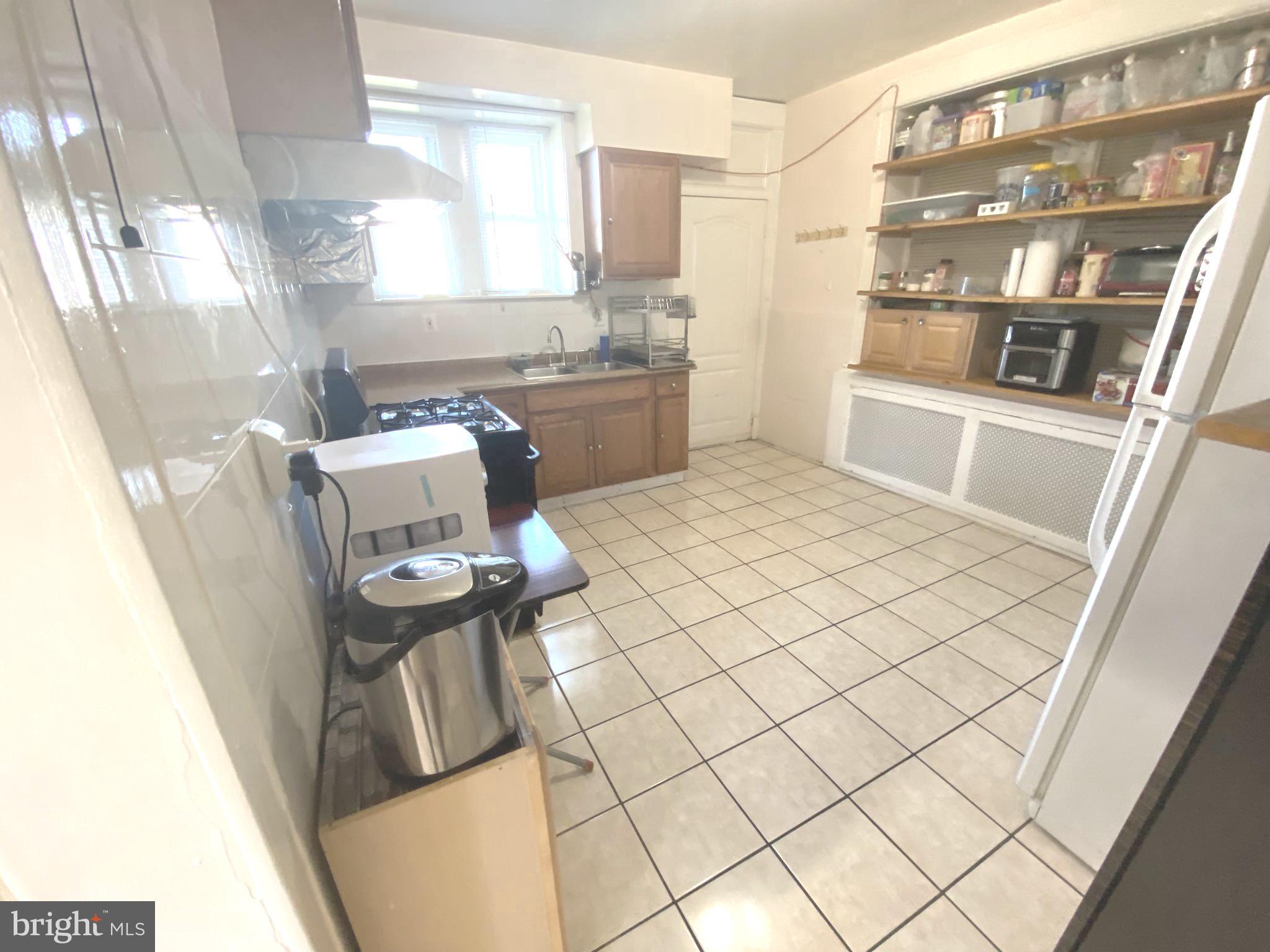 PHILADELPHIA - Residential