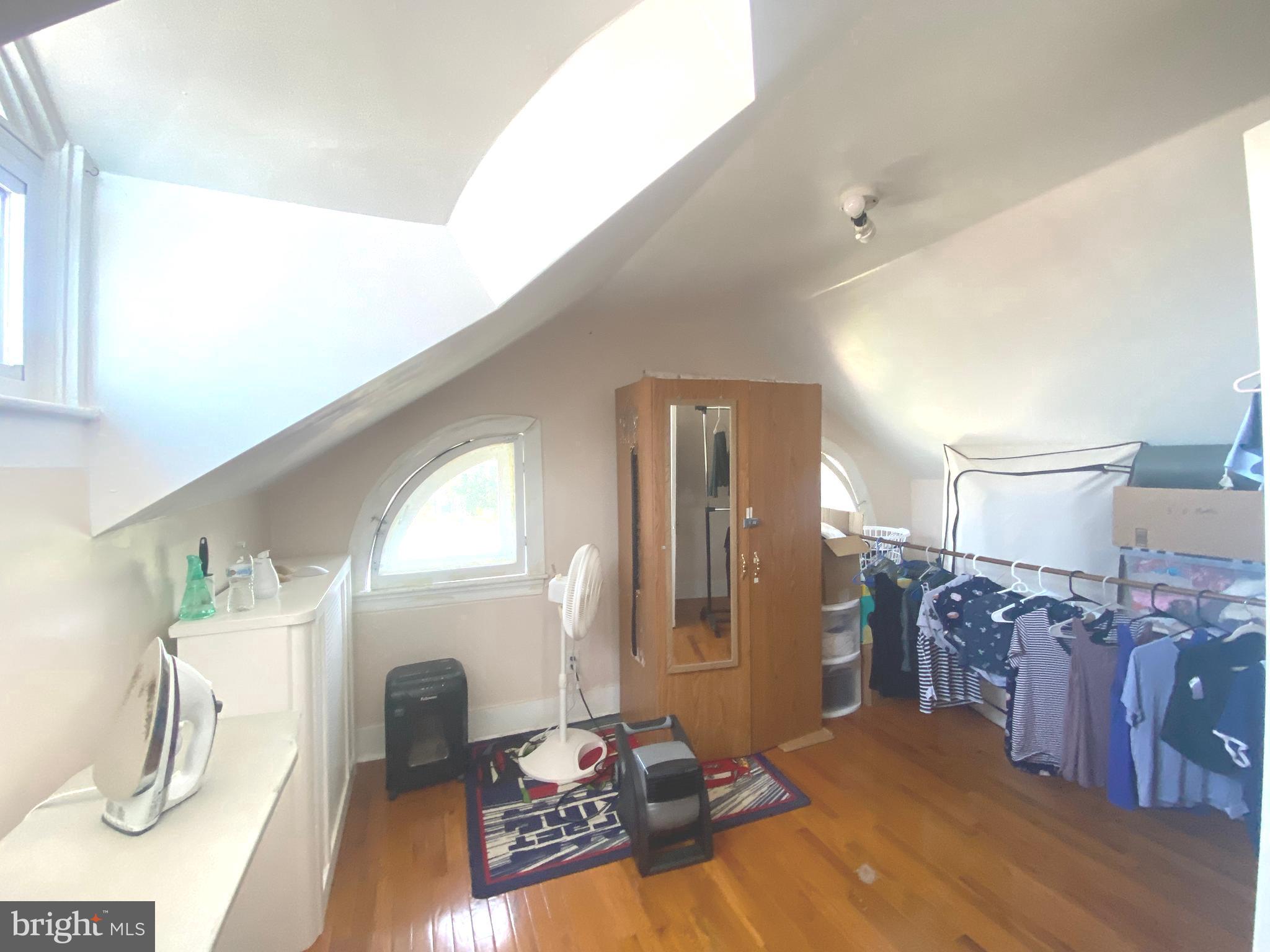 PHILADELPHIA - Residential