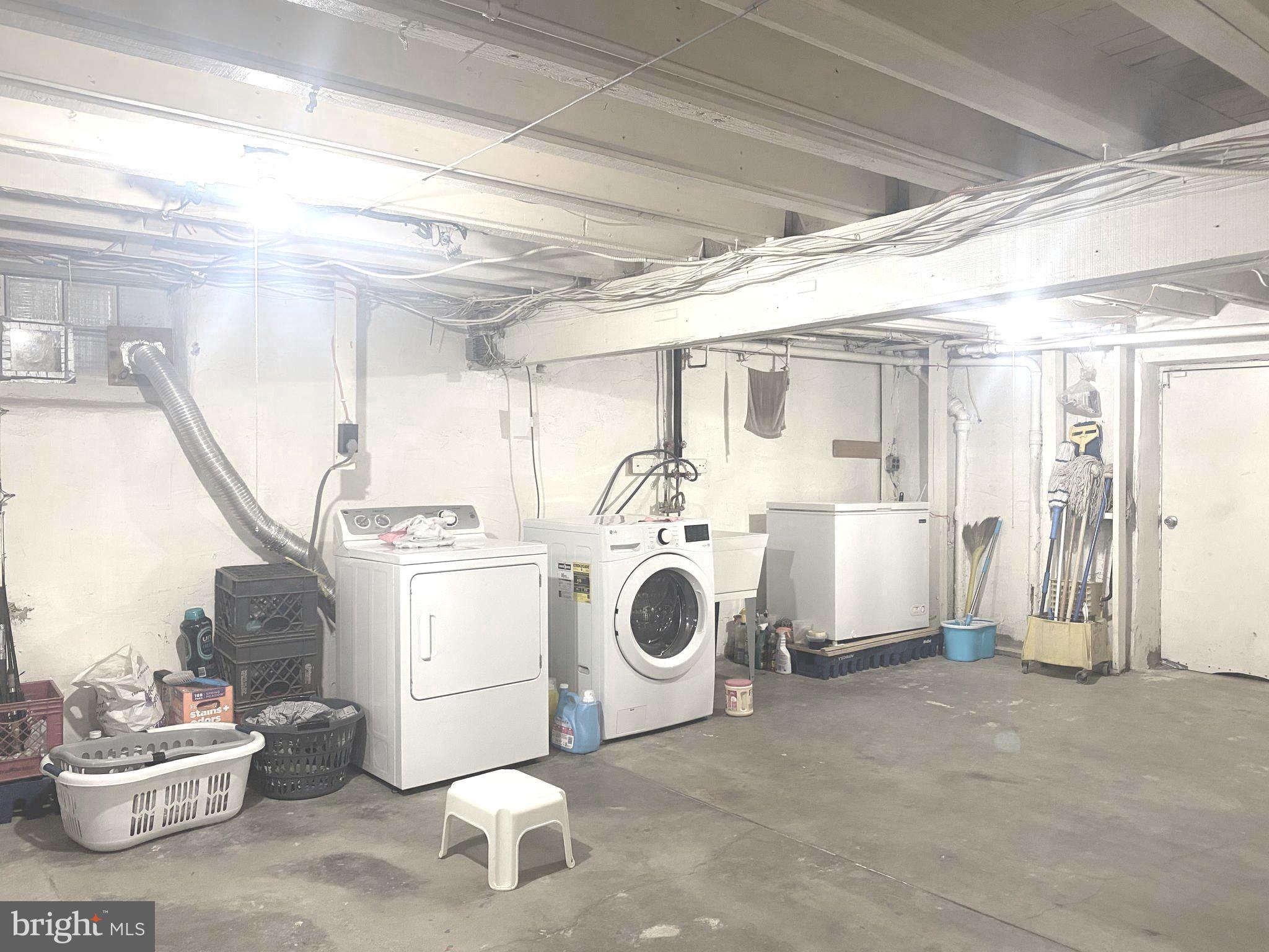 PHILADELPHIA - Residential