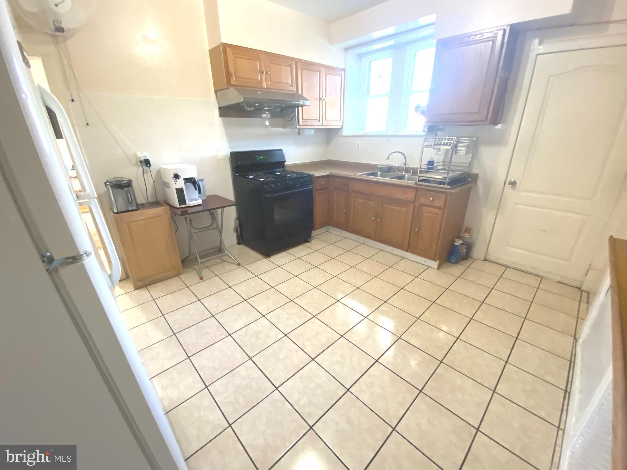 PHILADELPHIA - Residential