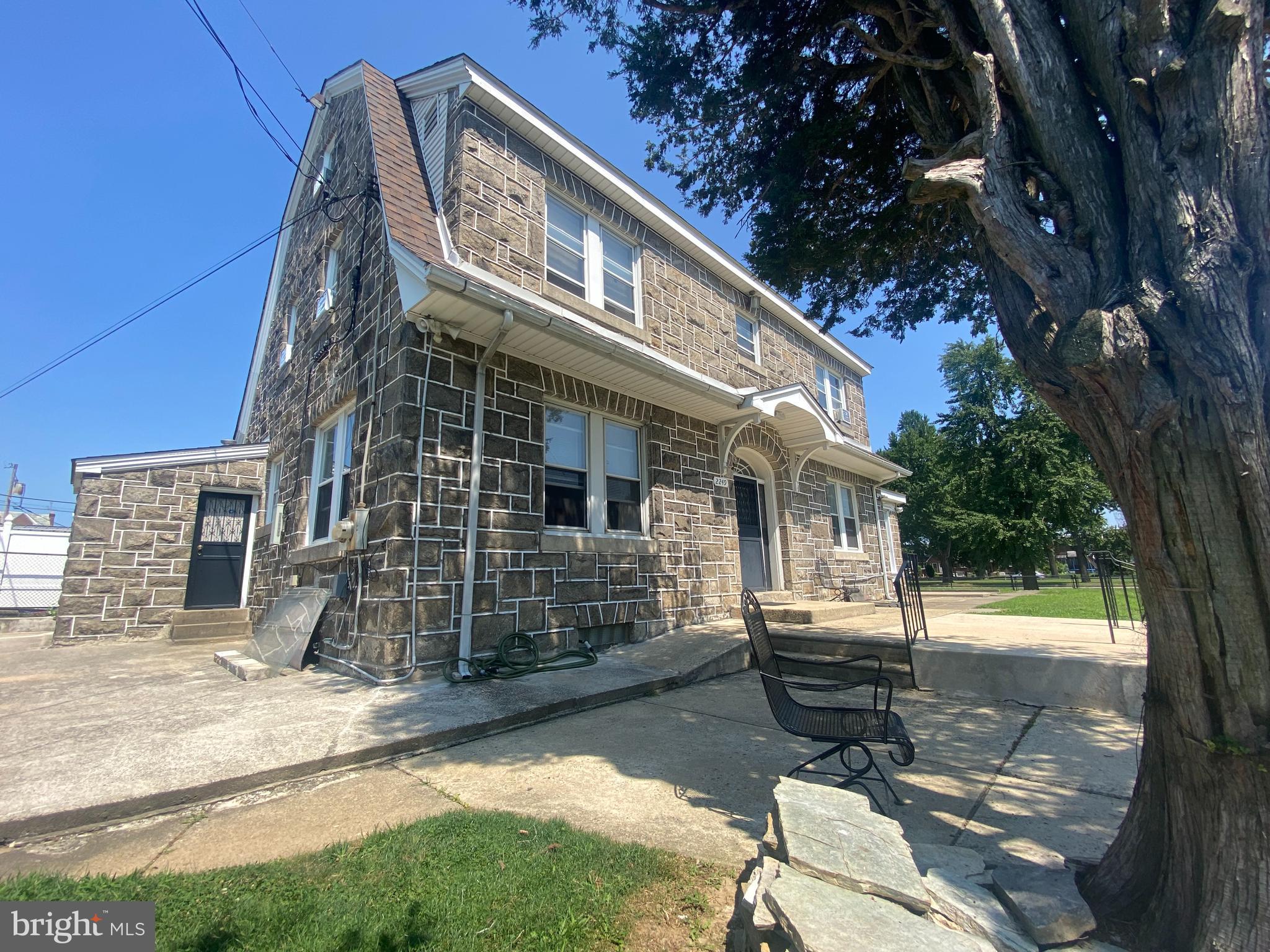 PHILADELPHIA - Residential