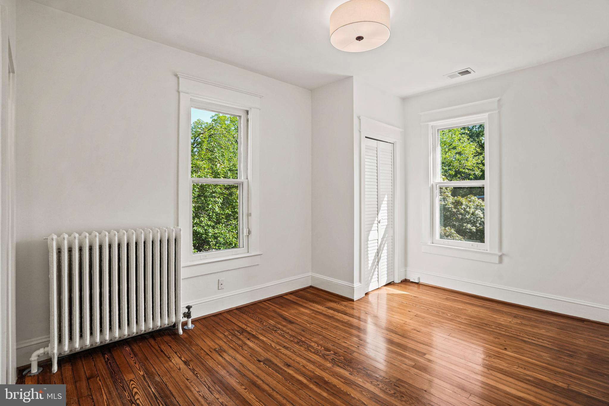 TAKOMA PARK - Residential