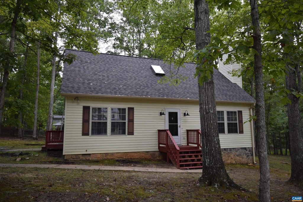 Photo of 13 Tobacco Ter, PALMYRA, VA 22963 (MLS # 669509)