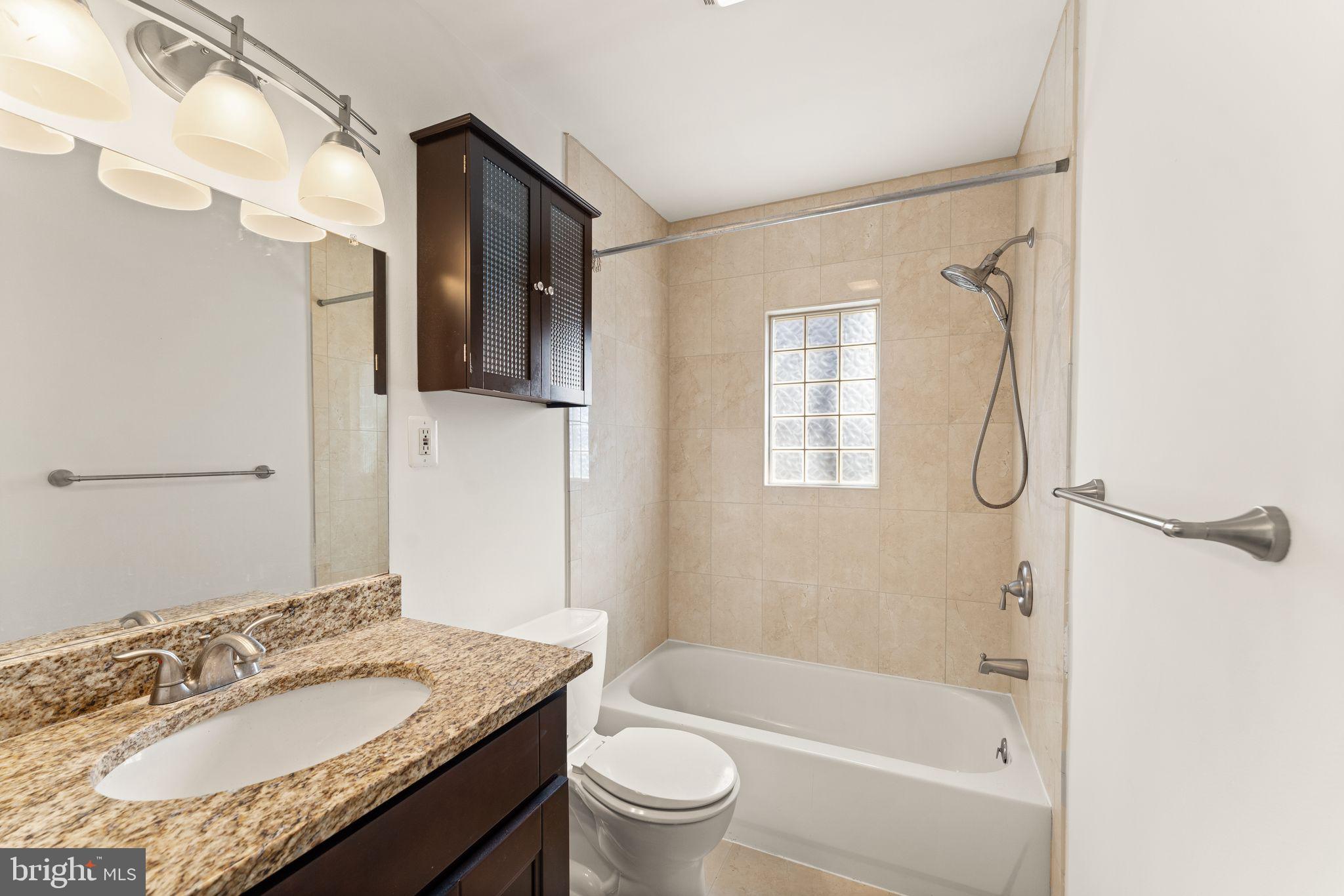 QUINCE ORCHARD VALLEY - Residential