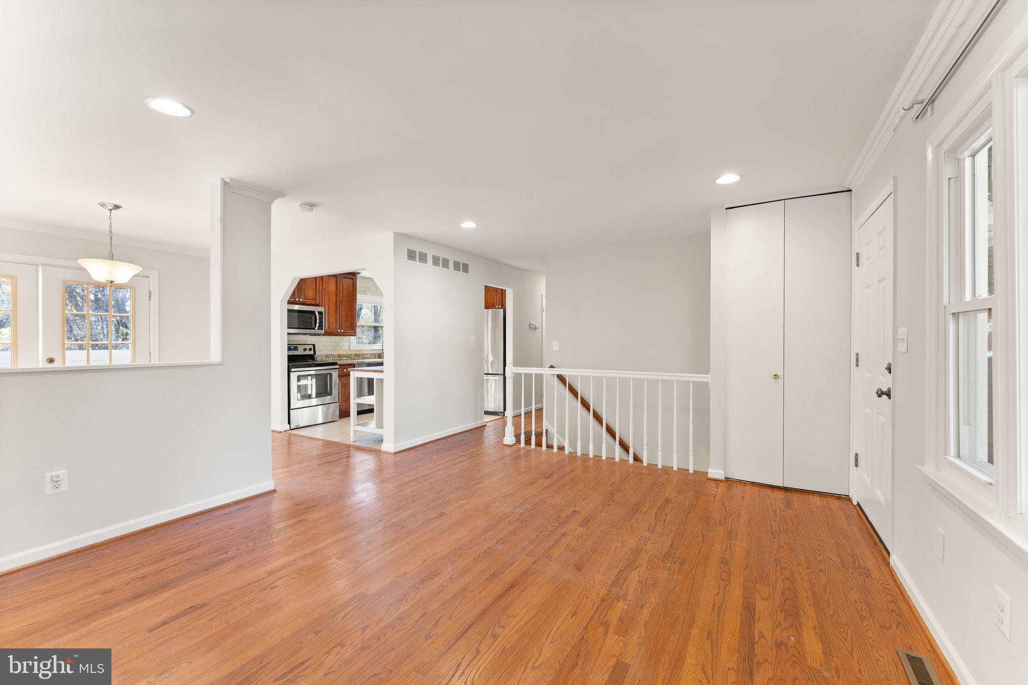 QUINCE ORCHARD VALLEY - Residential