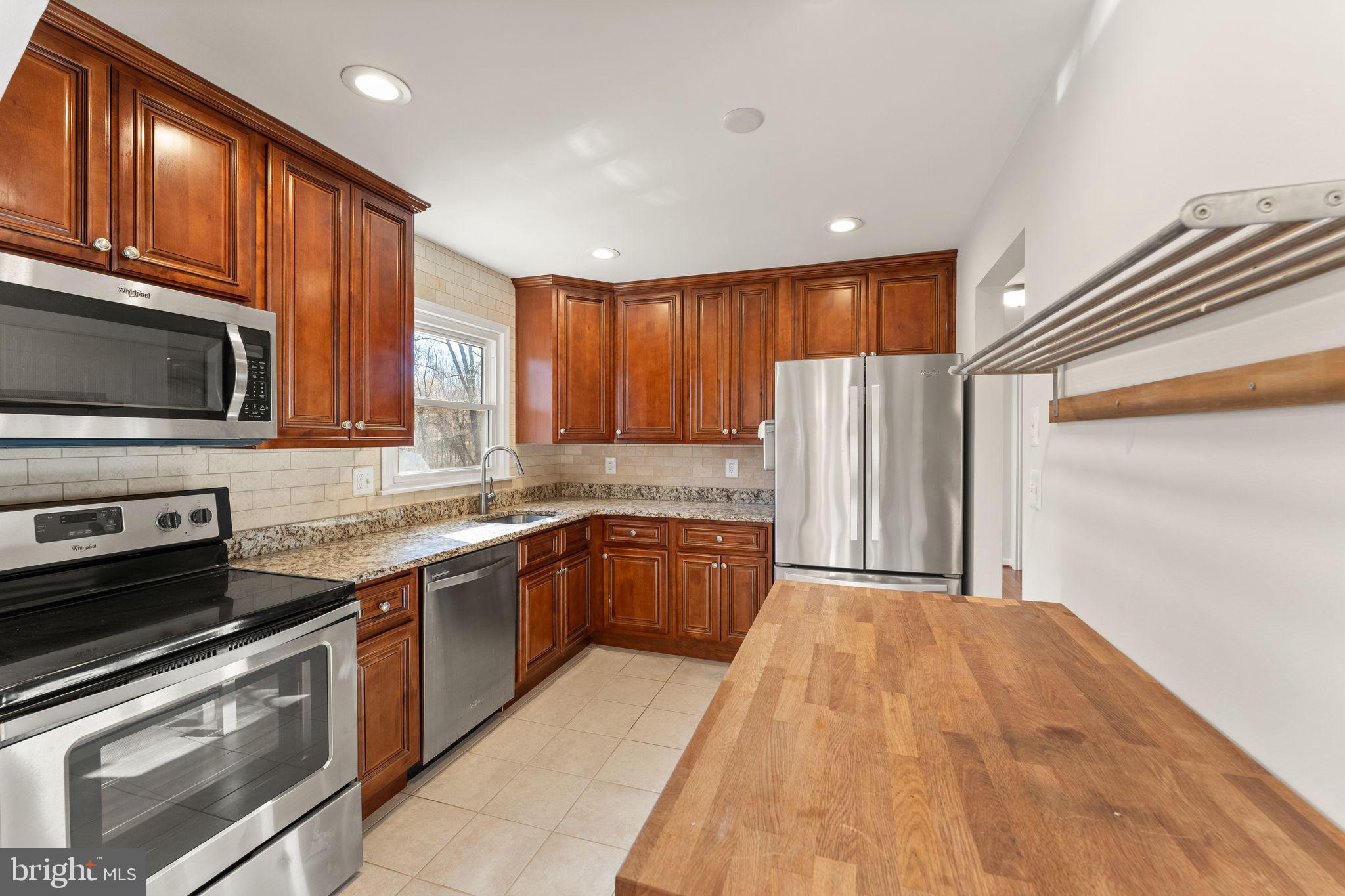 QUINCE ORCHARD VALLEY - Residential