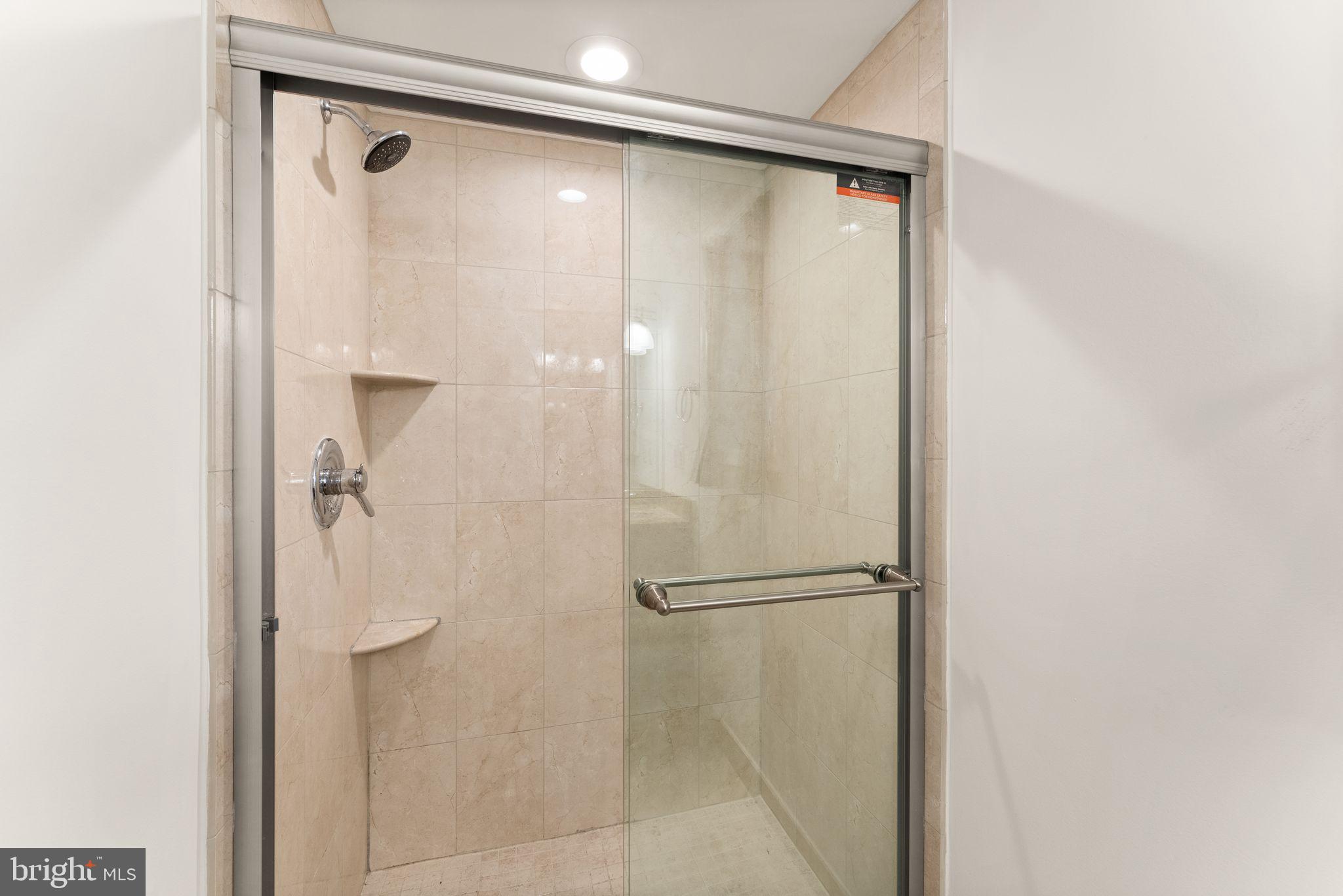 QUINCE ORCHARD VALLEY - Residential