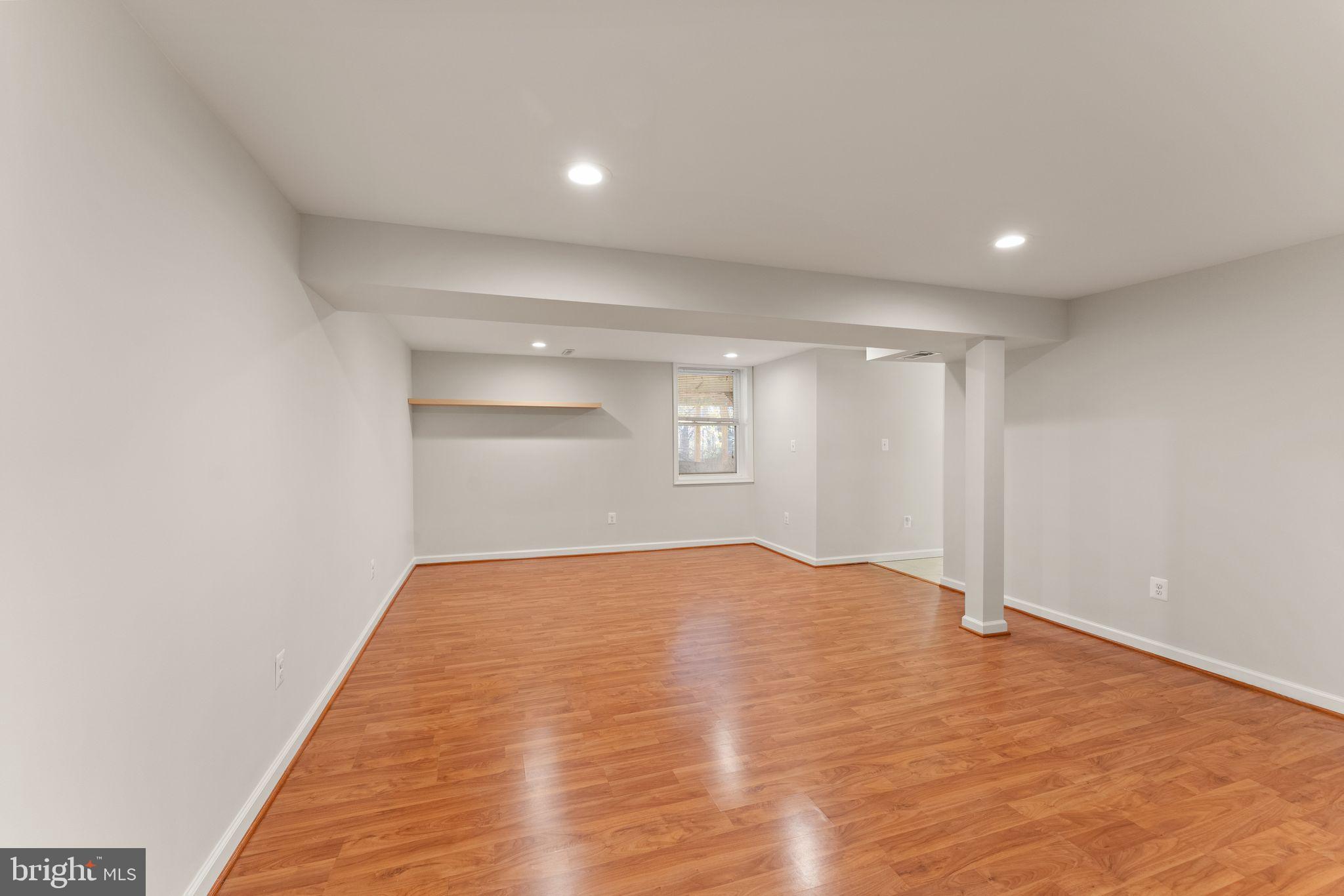 QUINCE ORCHARD VALLEY - Residential