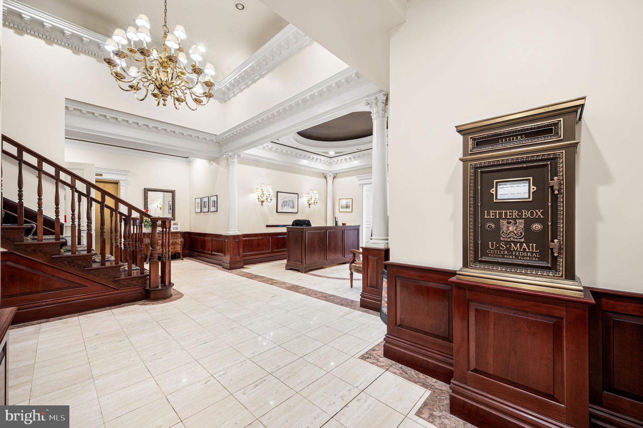 SOCIETY HILL - Residential