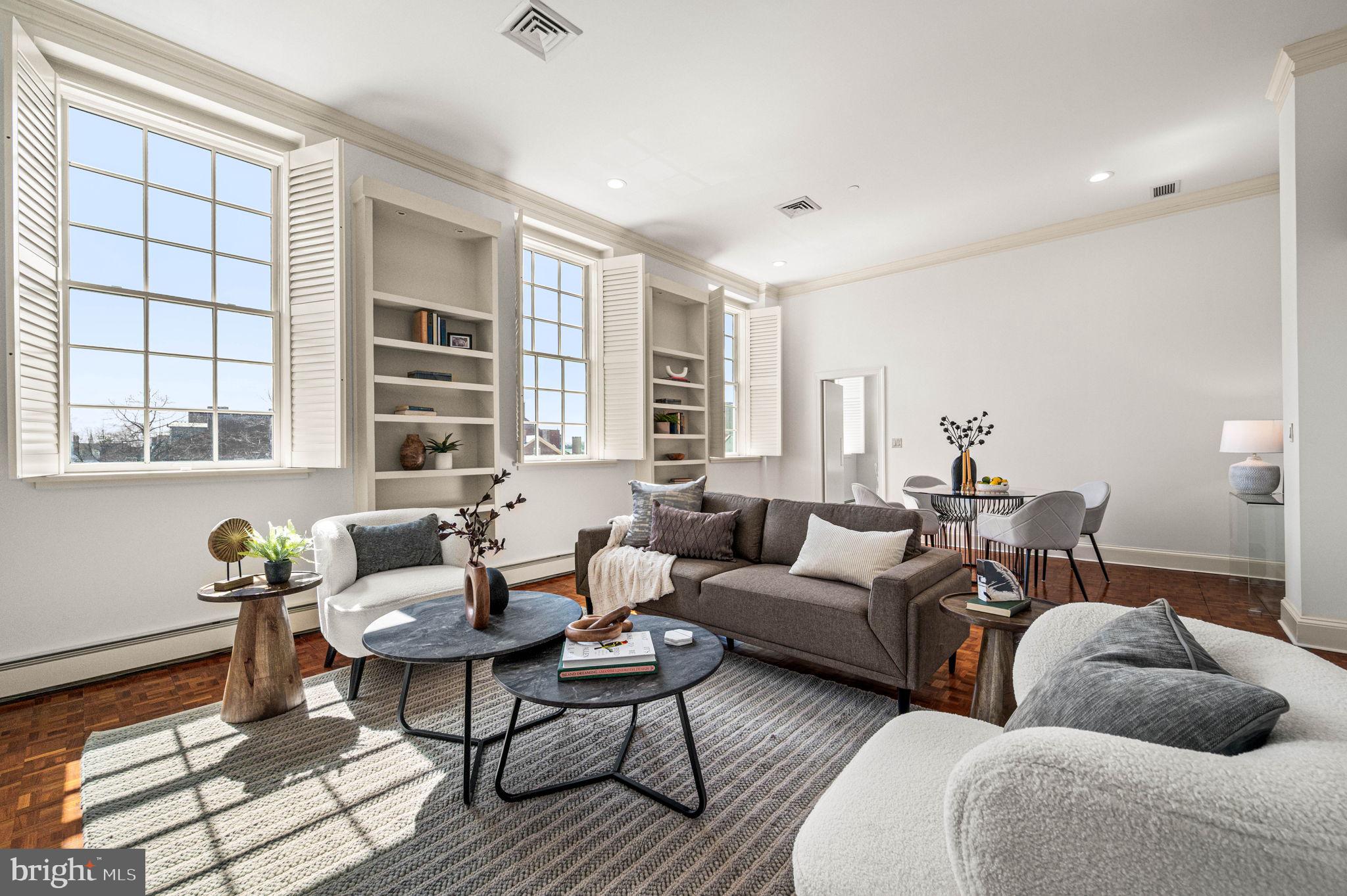 SOCIETY HILL - Residential