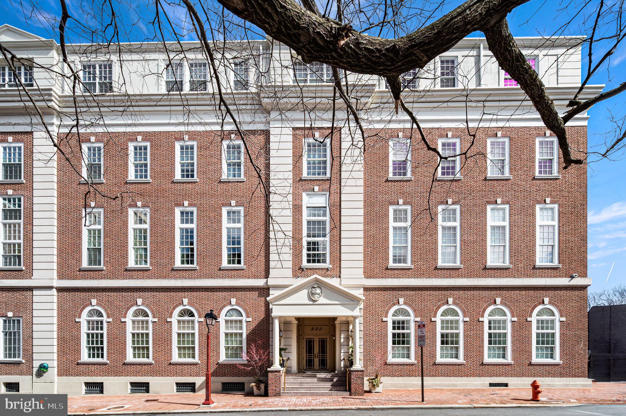 SOCIETY HILL - Residential