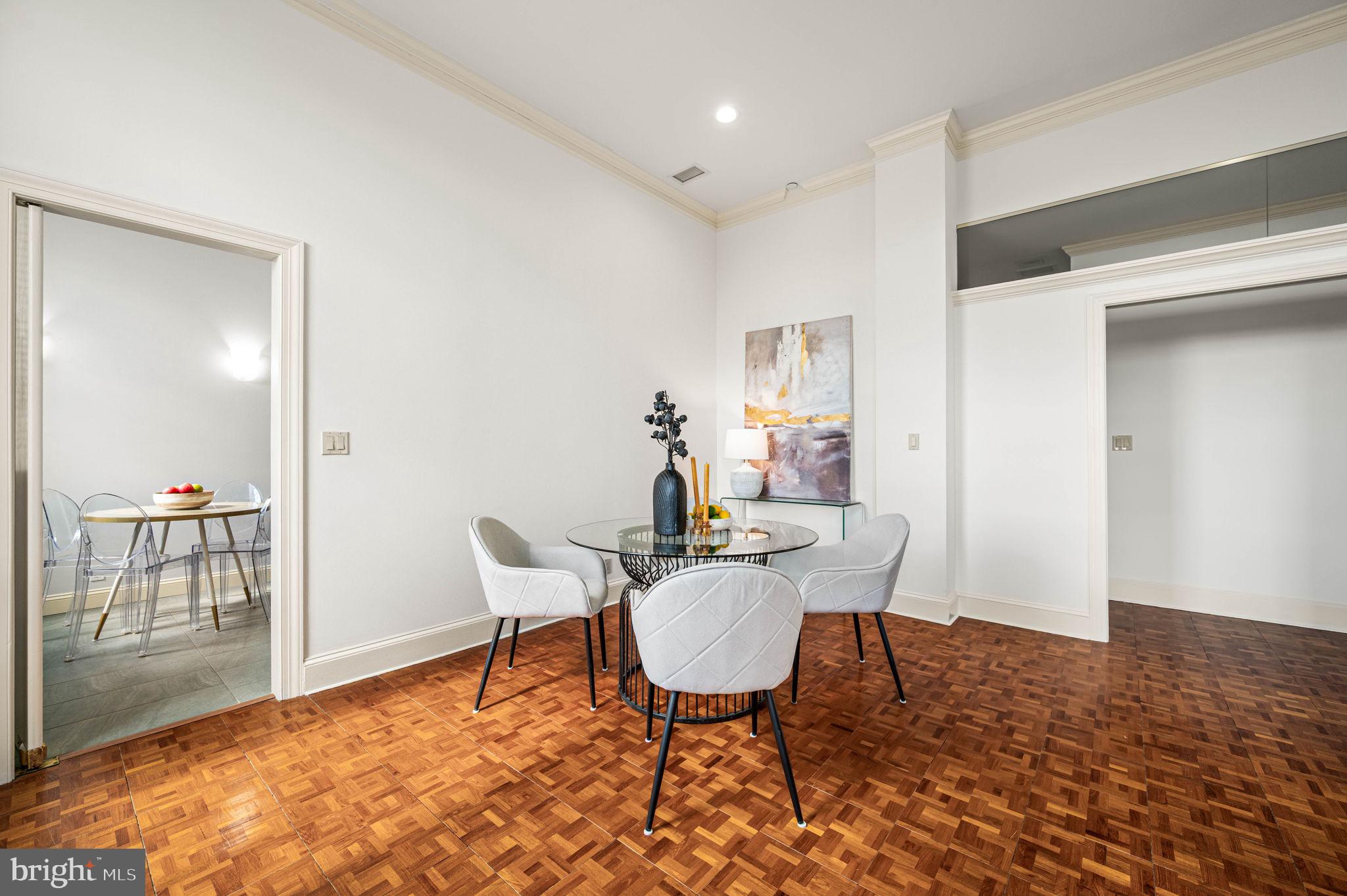 SOCIETY HILL - Residential