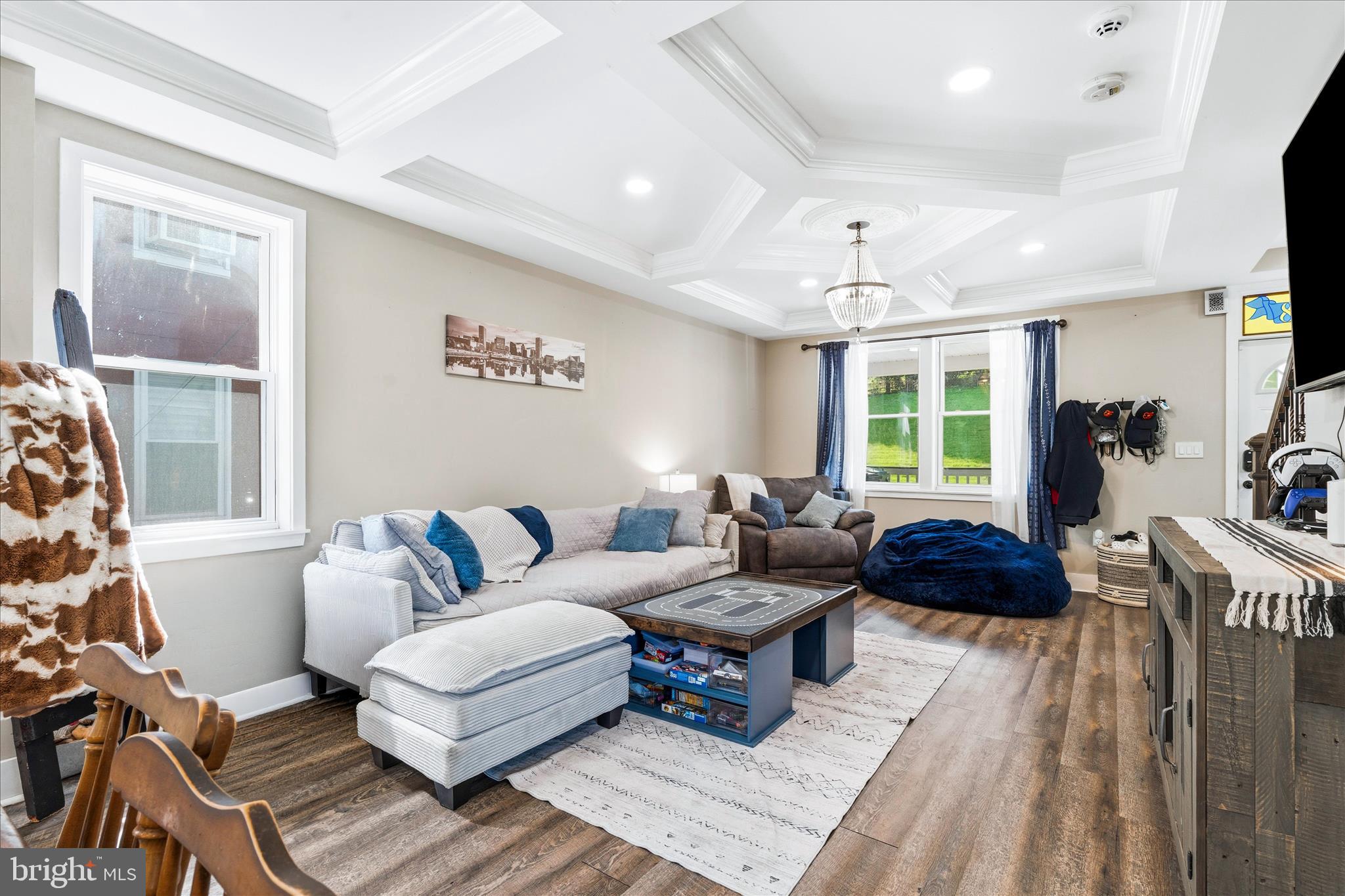MOUNT WASHINGTON - Residential