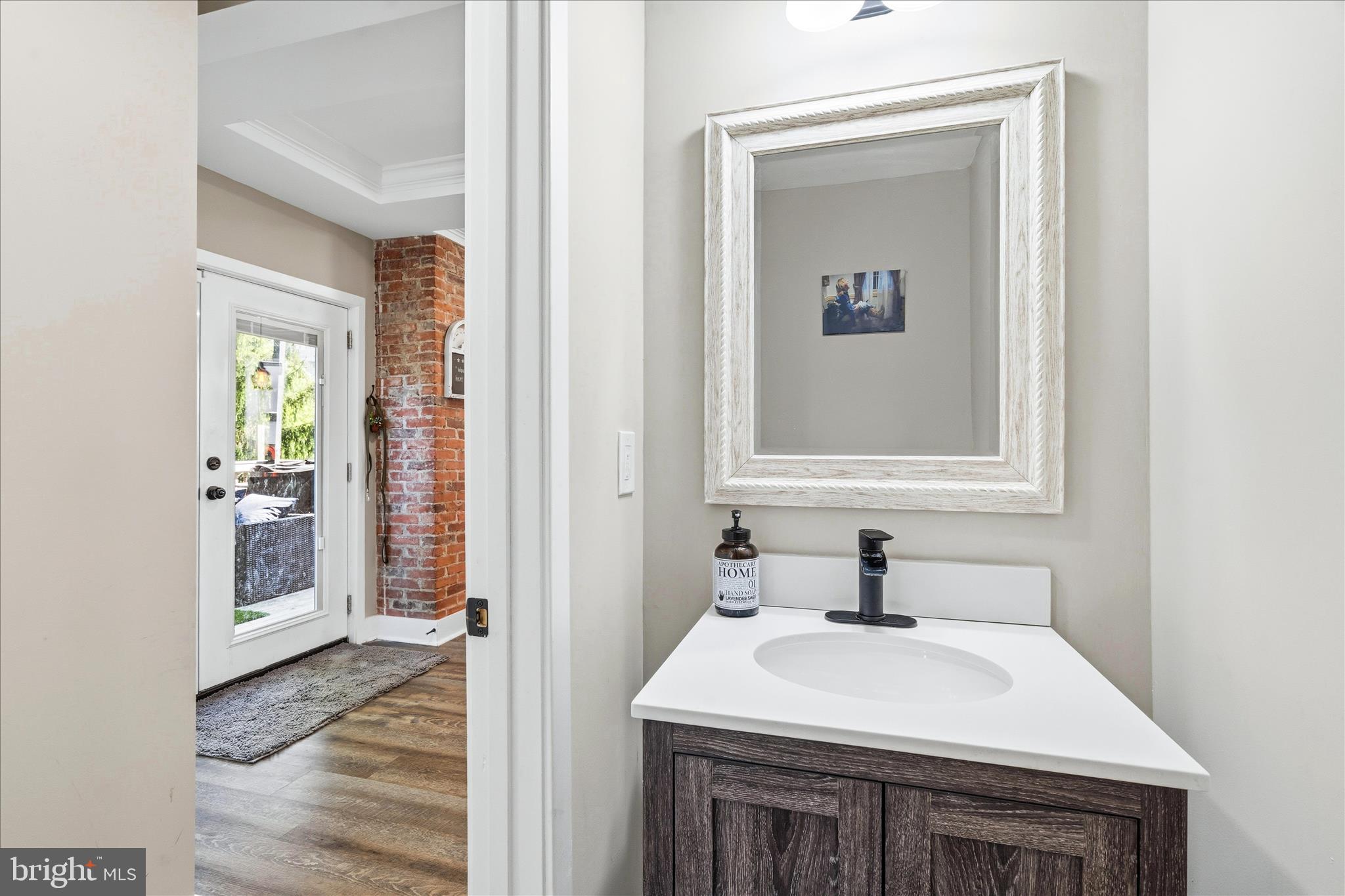 MOUNT WASHINGTON - Residential